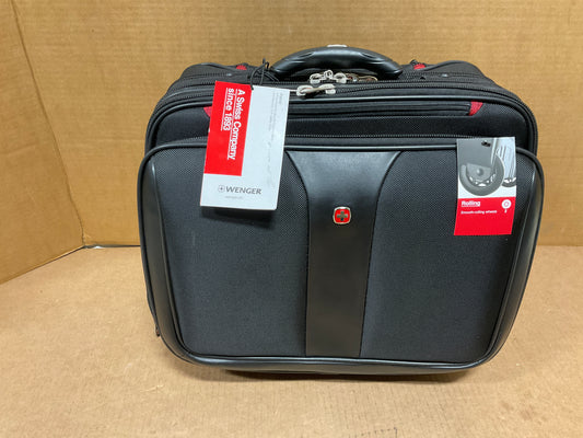 Wenger-Patriot-Rolling-Case