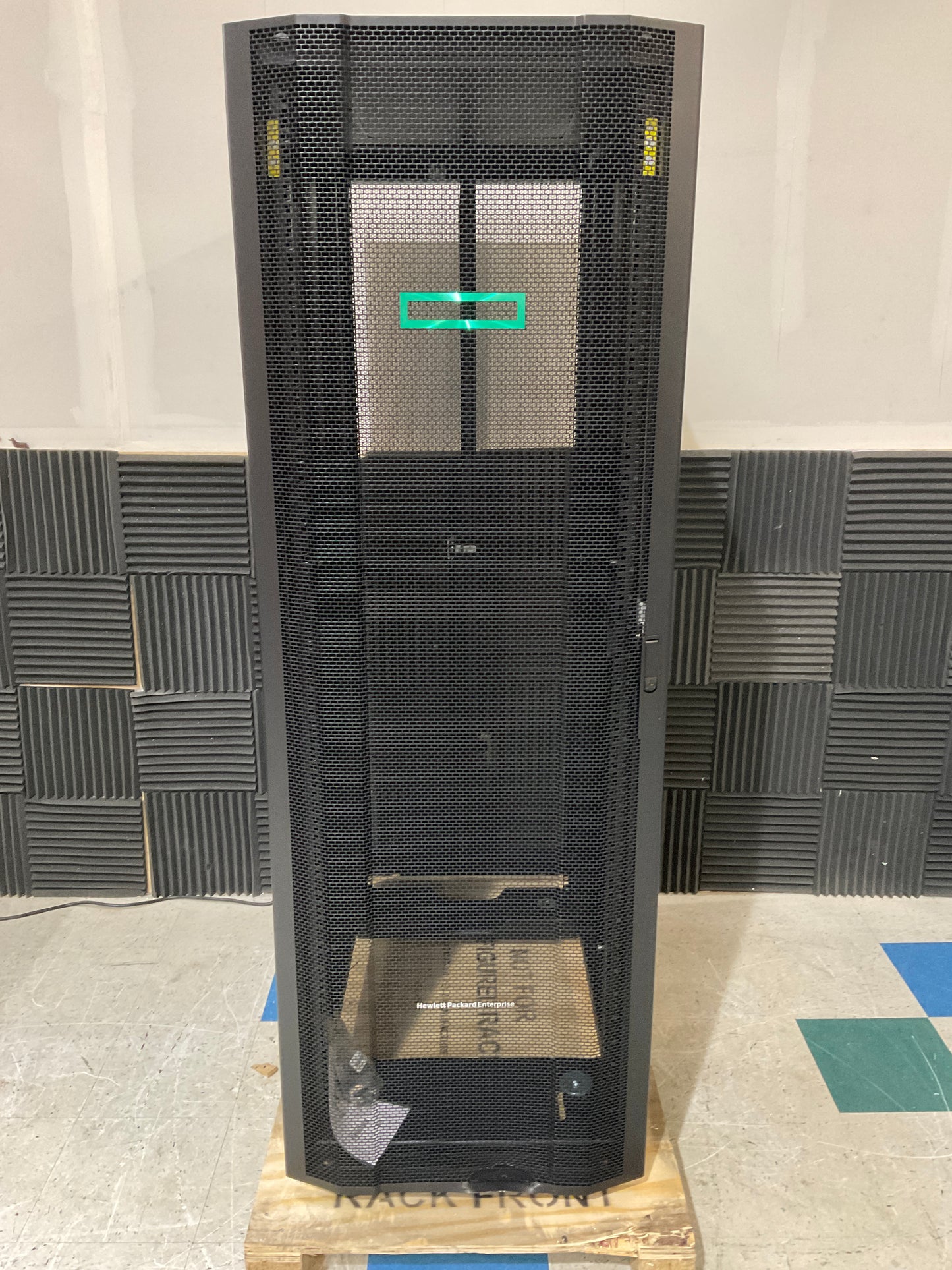 HPE-600mm-x-1075mm-G2-Rack--36U-
