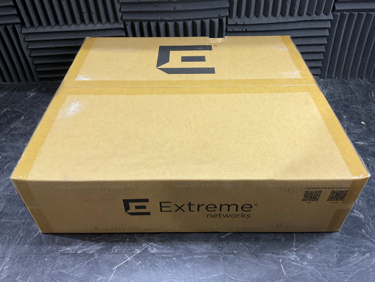 Extreme-Networks-ExtremeSwitching-5520-48-port-10-100-1000-PoE-Switch
