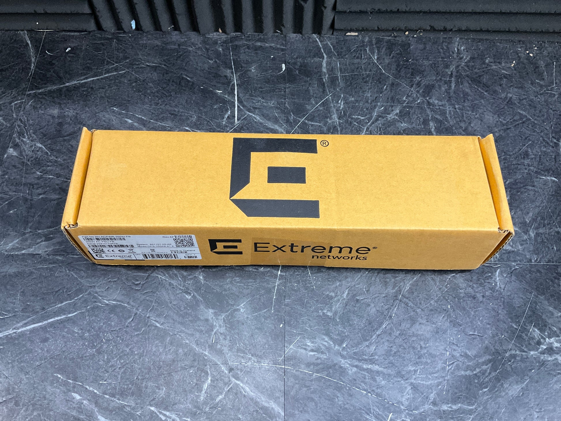 Extreme-Networks-350-watt-Power-Supply--Front-to-Back-