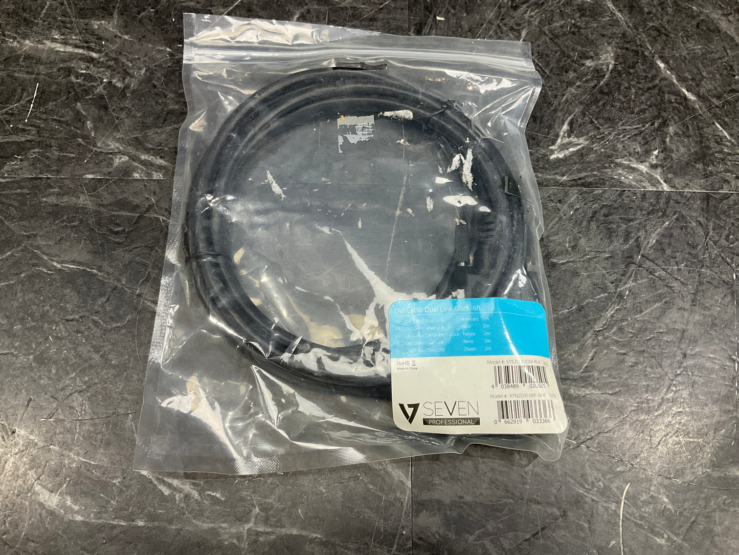 V7-Dual-Link-DVI-Cable--6-feet-