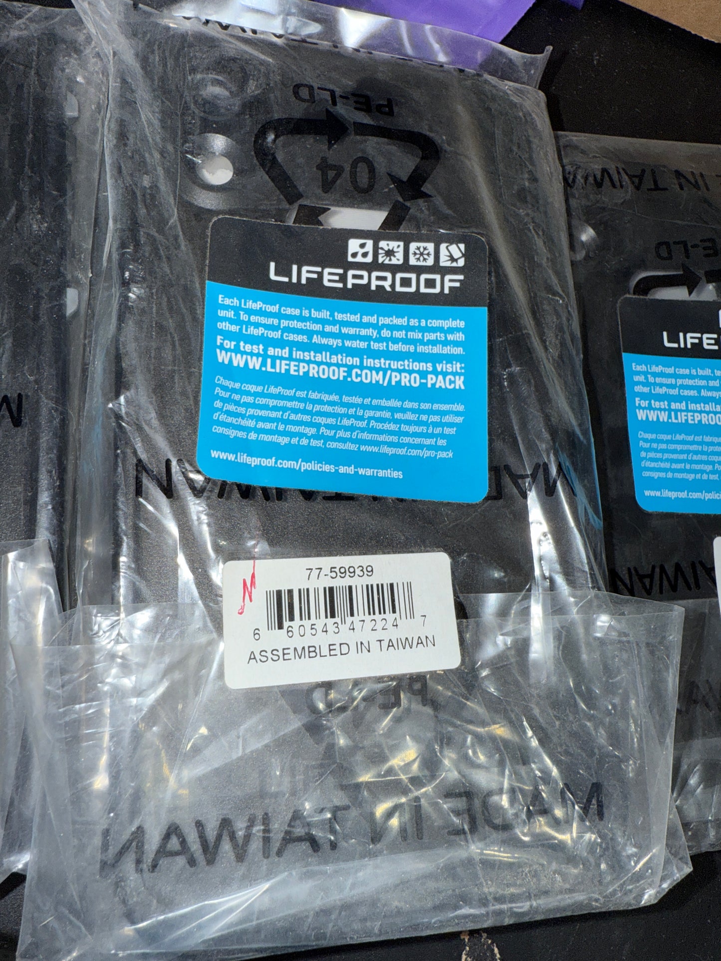 LifeProof-Fre-Case--Apple-iPhone-Xr---black-