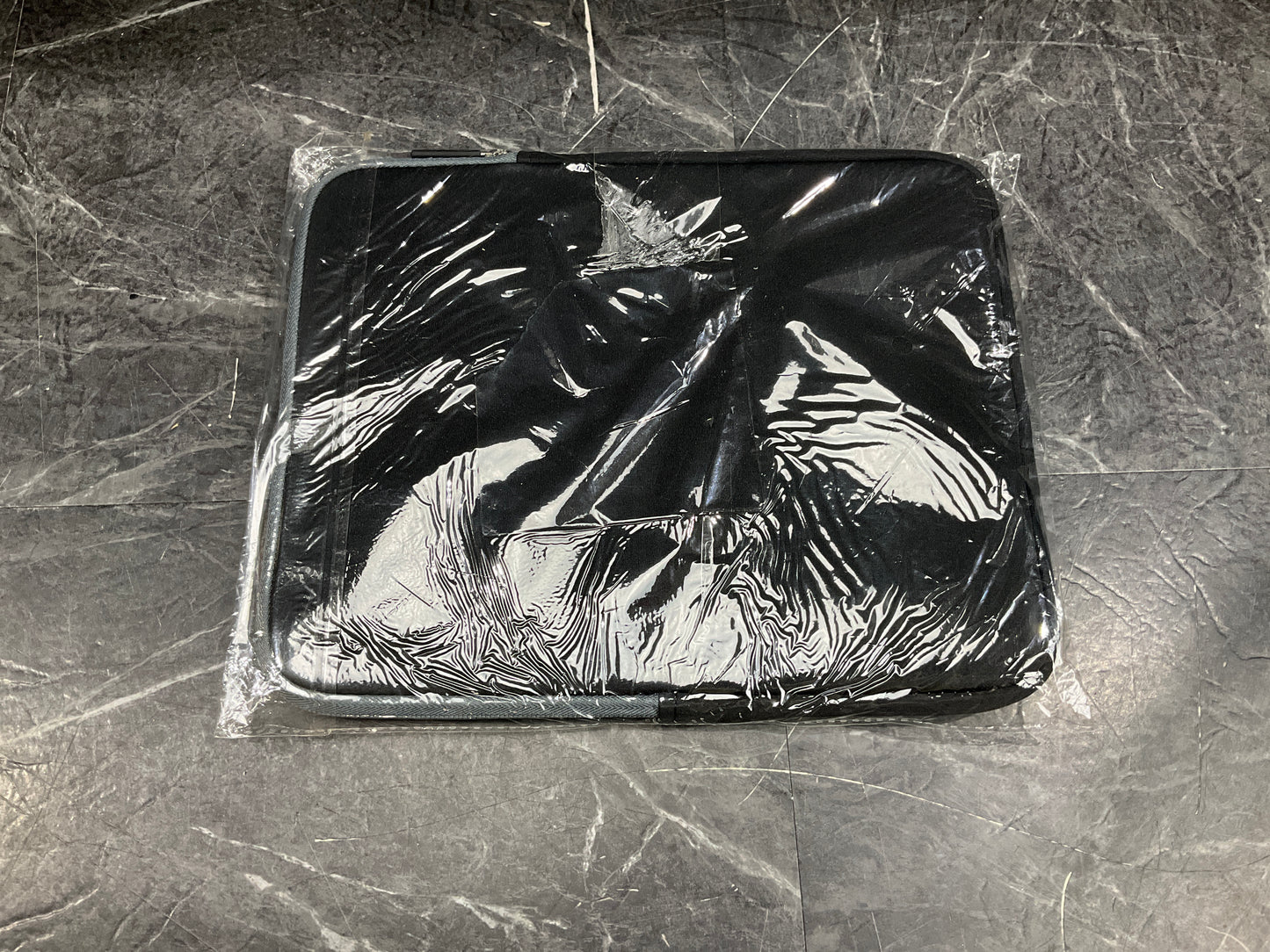 V7-Protective-Sleeve--iPad-