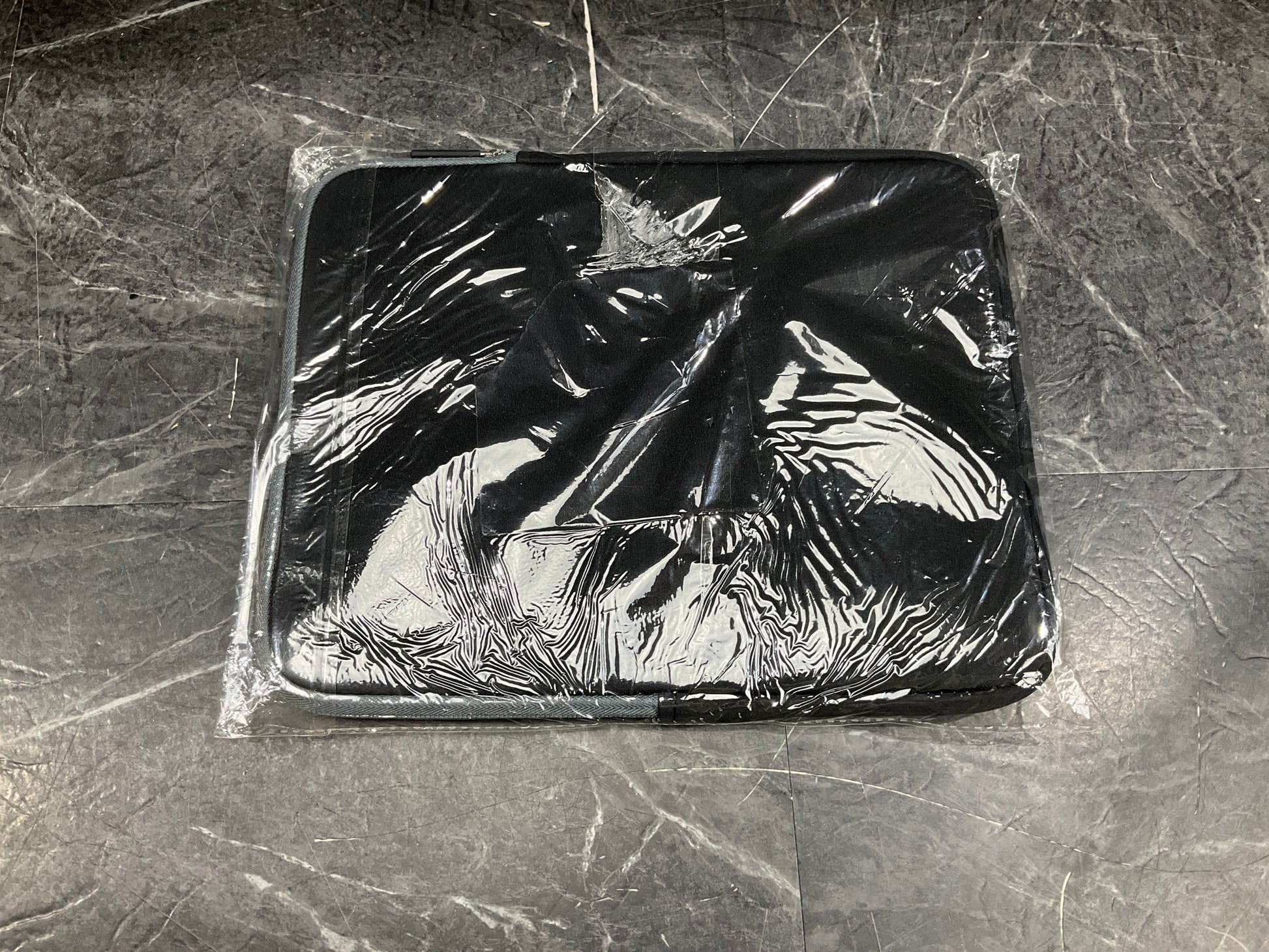 V7-Protective-Sleeve--iPad-