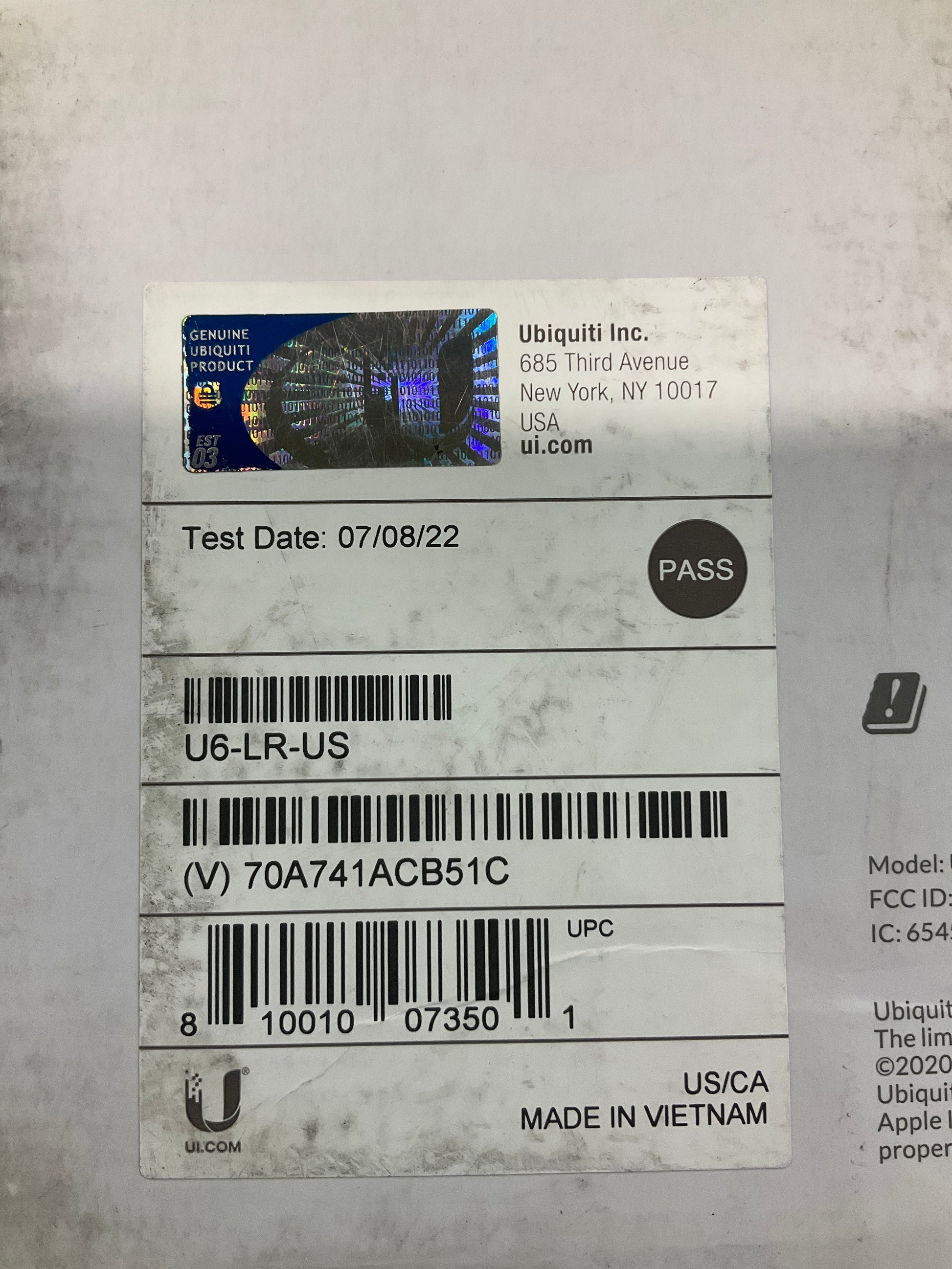 Ubiquiti-UniFi-802-11ax-Long-Range-Wireless-LAN-Access-Point