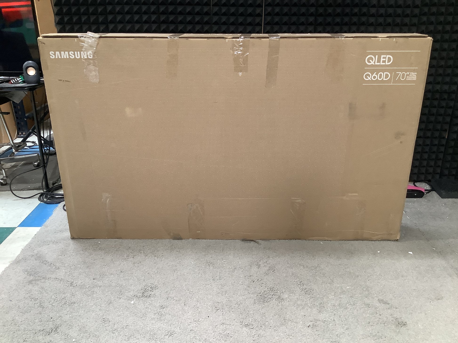 Samsung-Q6D-65--QLED-Smart-TV--4K-
