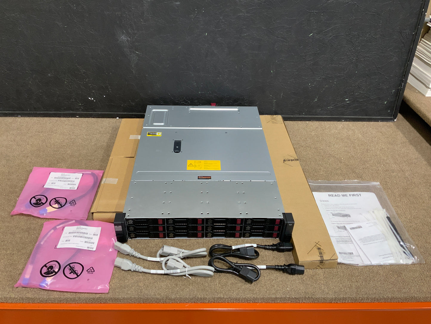 HPE-StorageWorks-D3610-Enclosure--12x-6TB-SAS3-LFF-