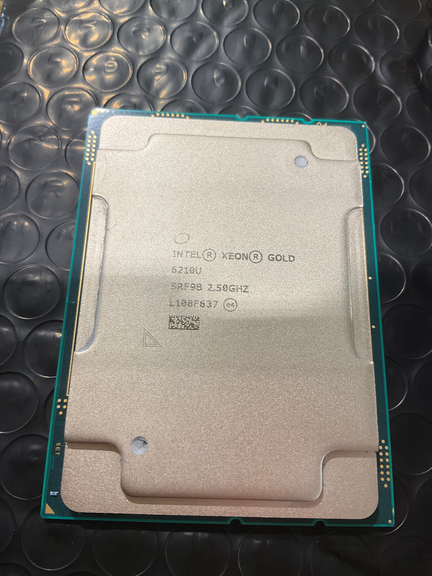 Intel-Xeon-Gold-6210U-2-5Ghz--27-5MB-Cache--Twenty-Core-Processor