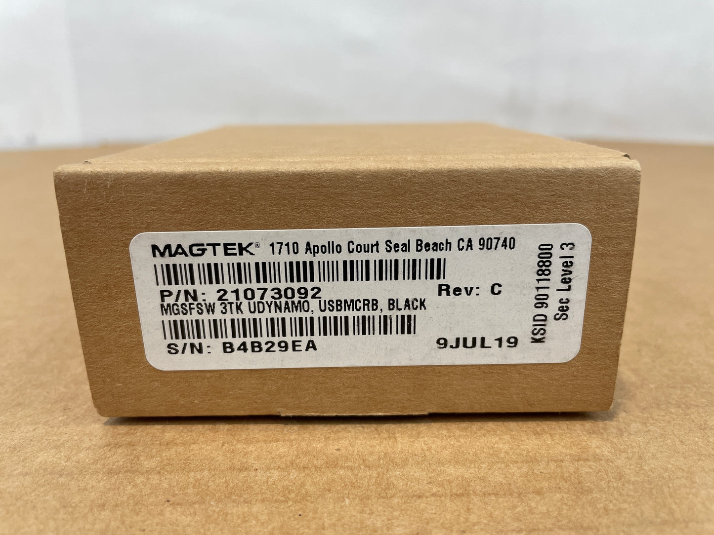 Magtek-uDynamo-Secure-Credit-Card-Reader