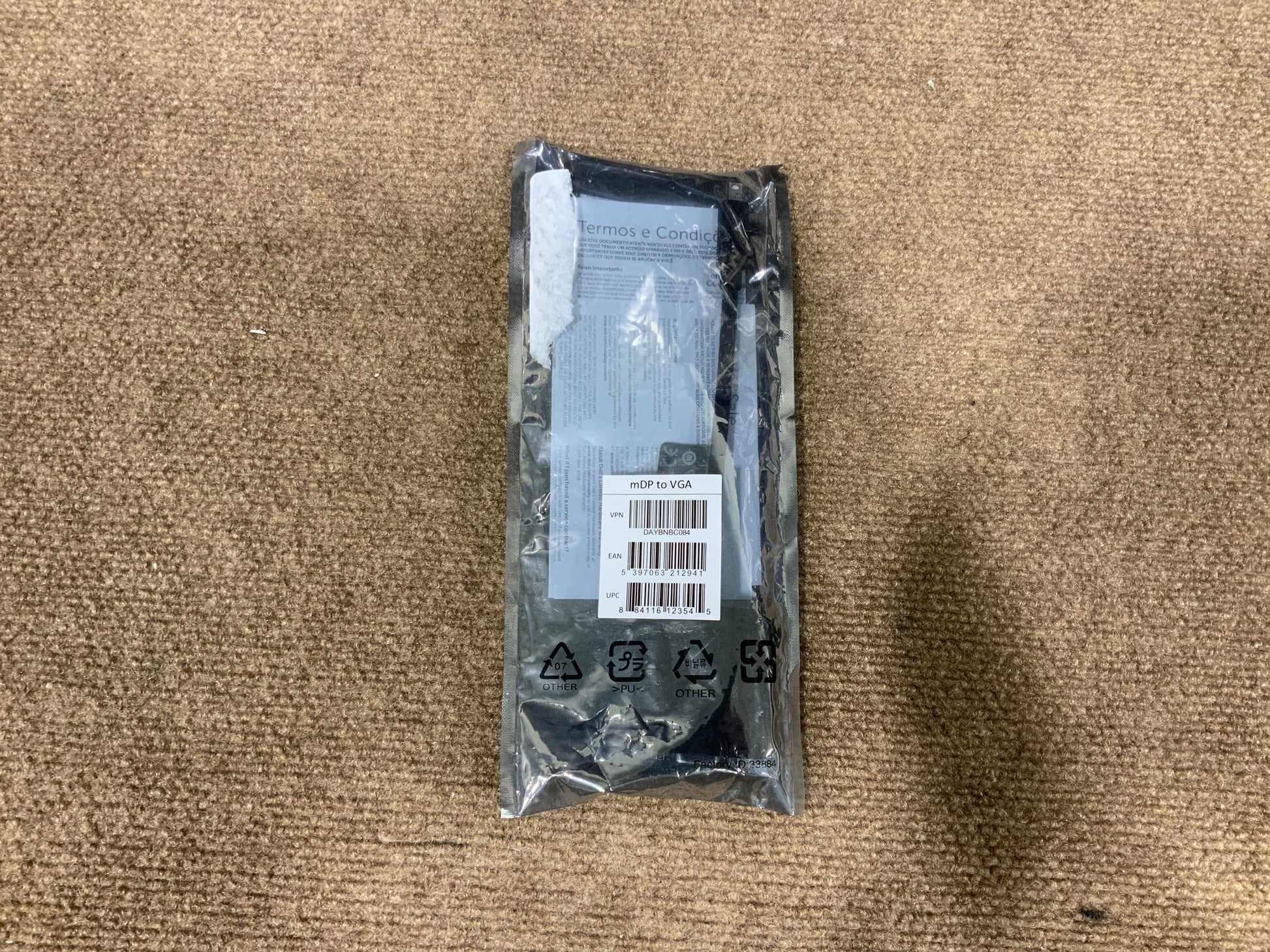 Dell-Mini-DisplayPort-to-VGA-Adapter