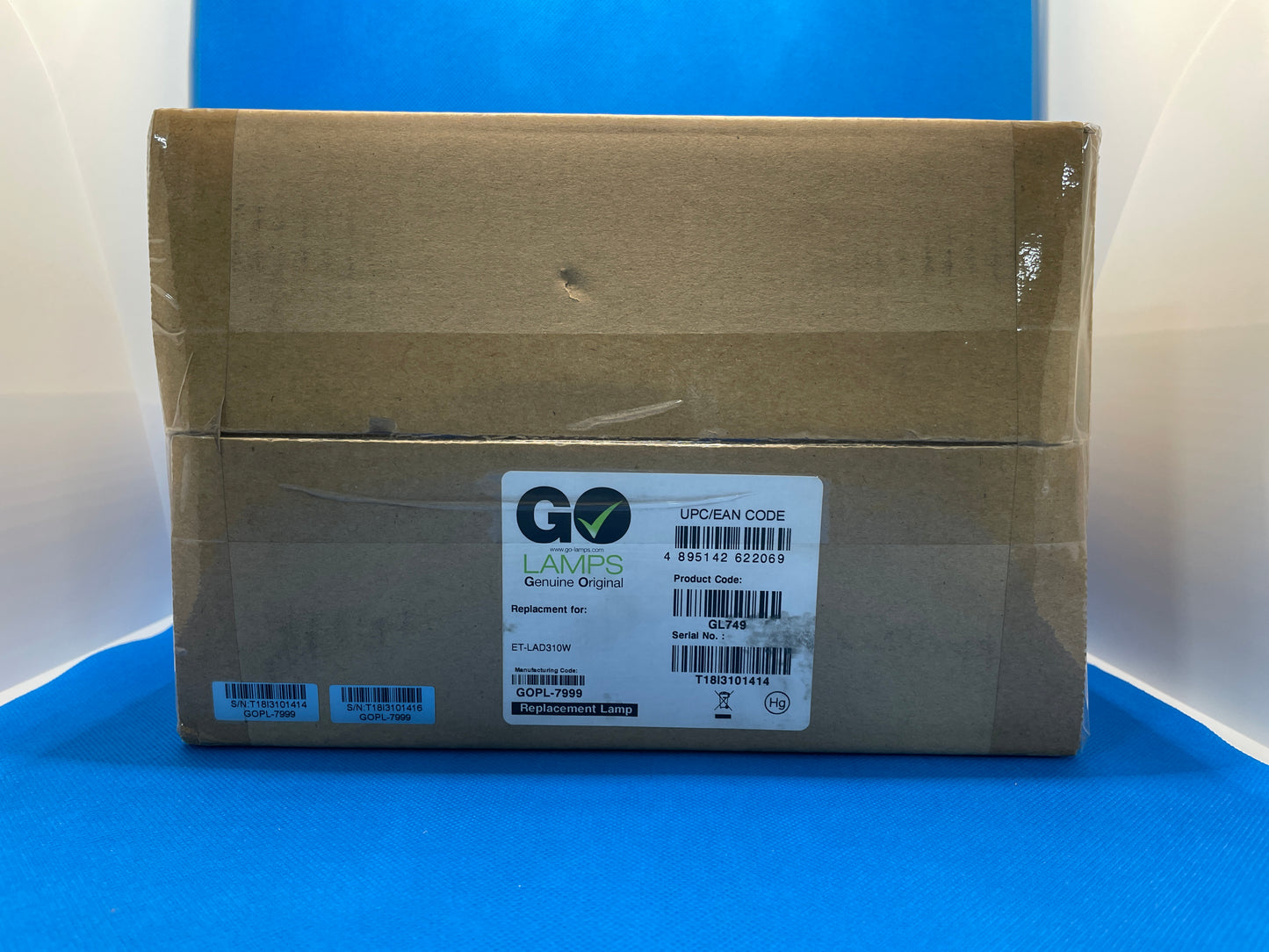 Go-Lamps-Replacement-Lamp--Panasonic-PT-DS8500-DZ110XE-