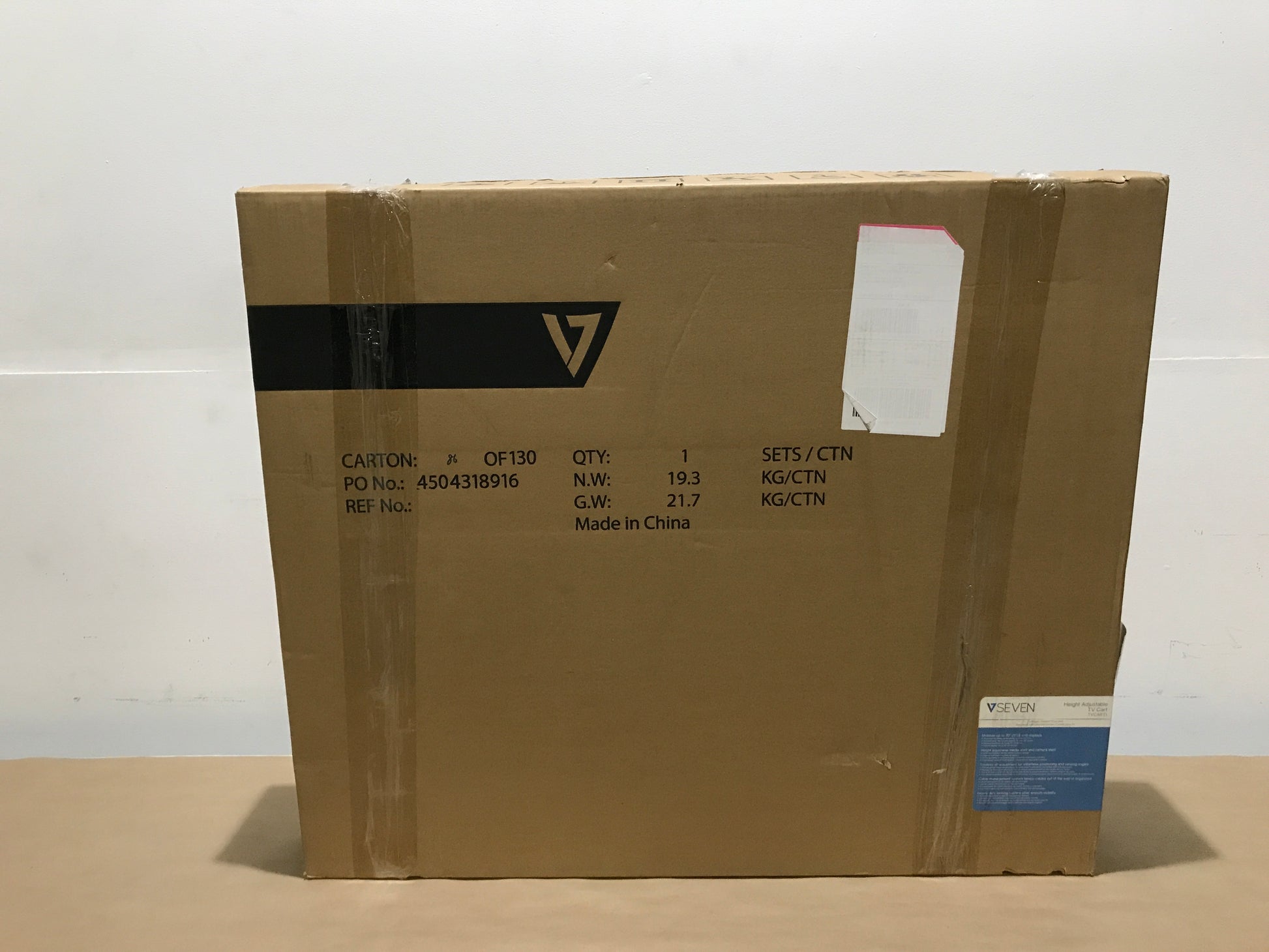 V7-Mobile-TV-Cart