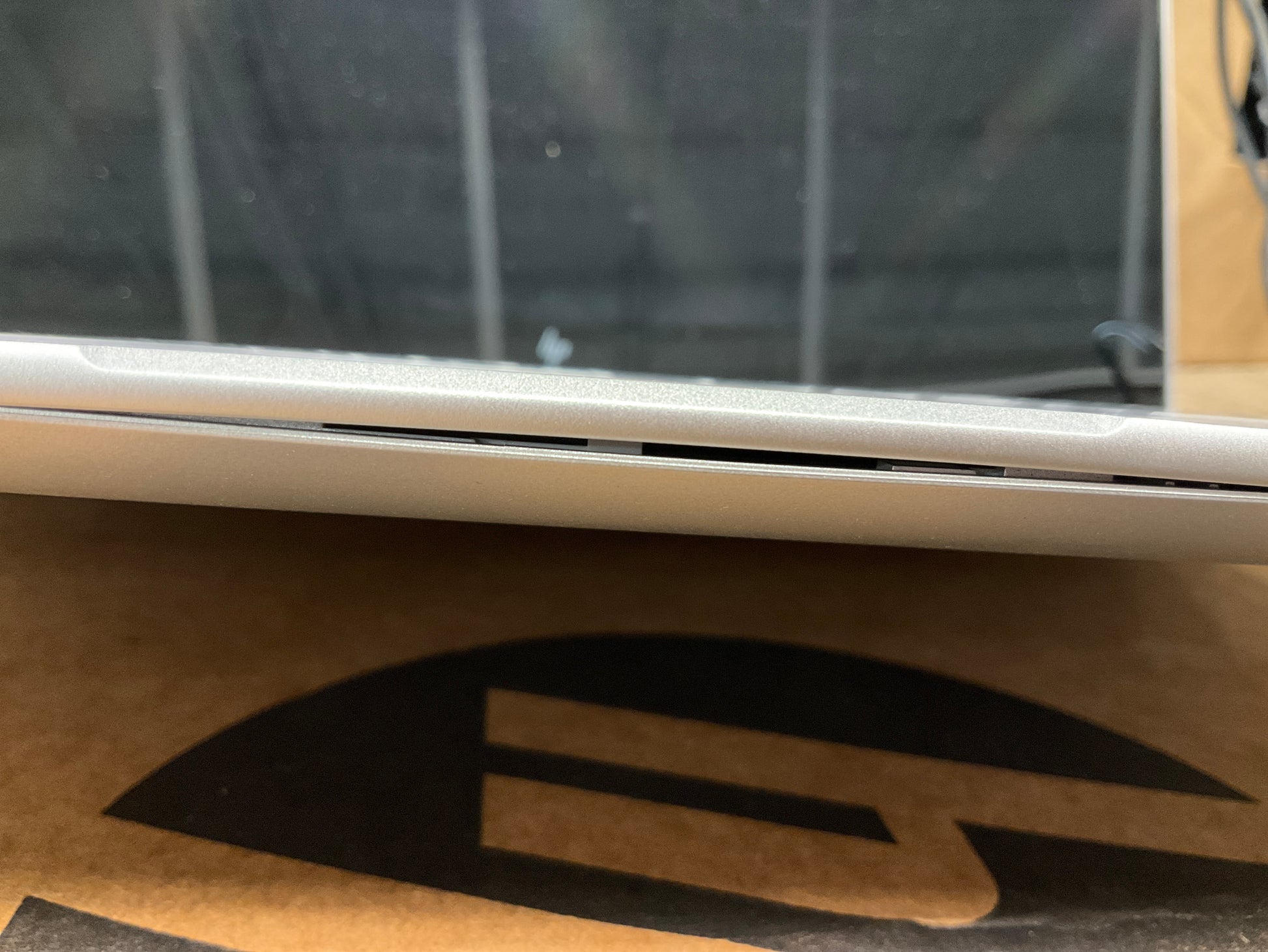 HP-Envy-17-cr0013dx-i7-1260P-12GB-512GB-BT5-WiFi6-17-3T-W11H
