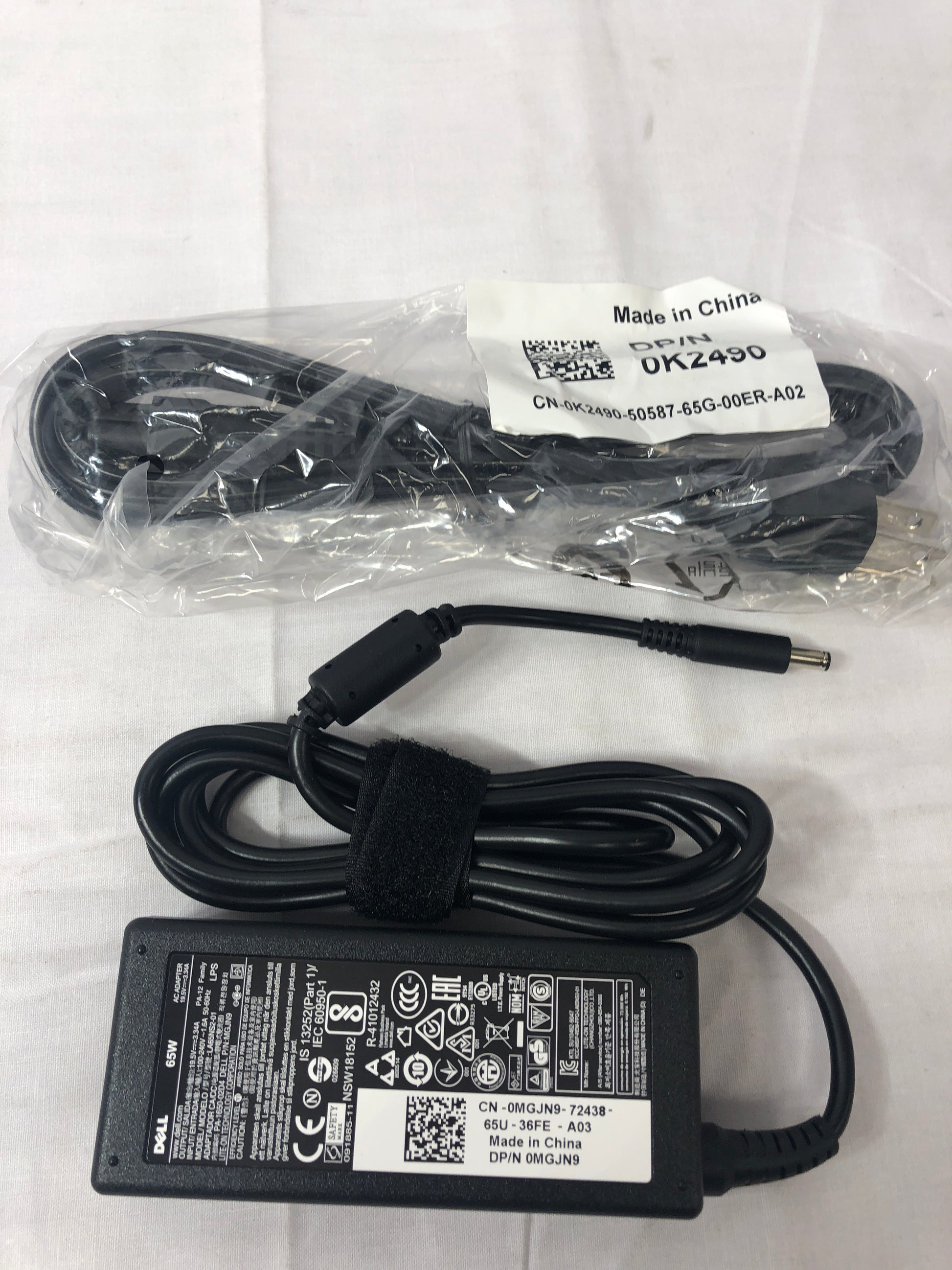 Dell-AC-Adapter--Inspiron-11-3147-