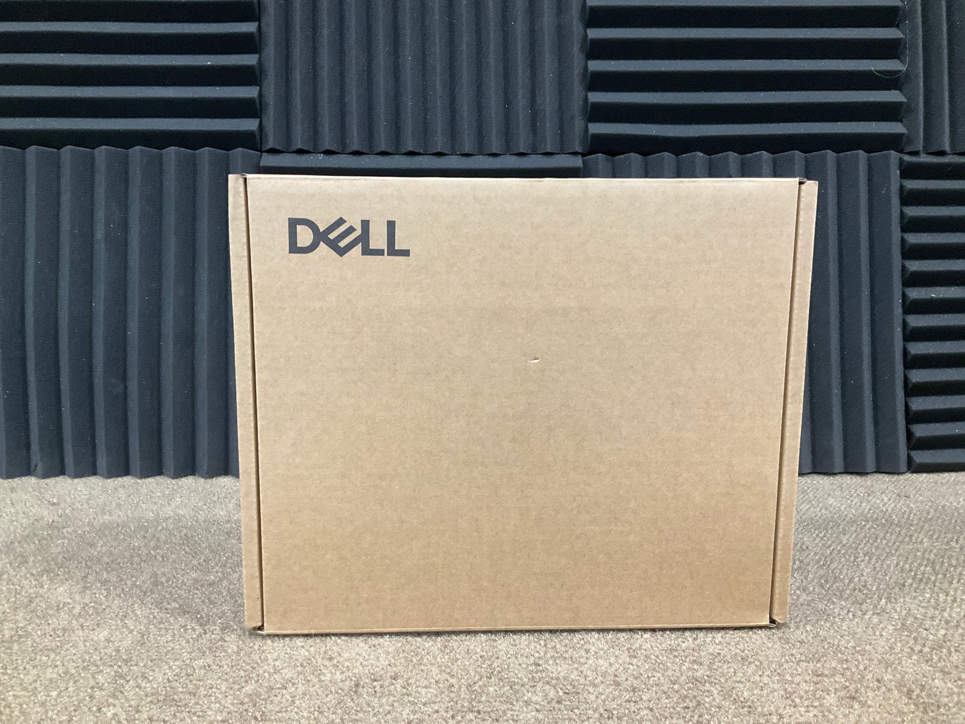 Dell-WD25-Pro-Thunderbolt4-Dock--130-watt-
