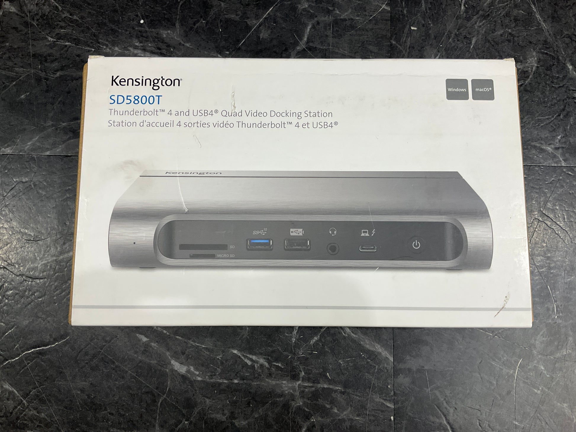 Kensington-SD5700T-Thunderbolt4-USB4-Quad-Video-Docking-Station