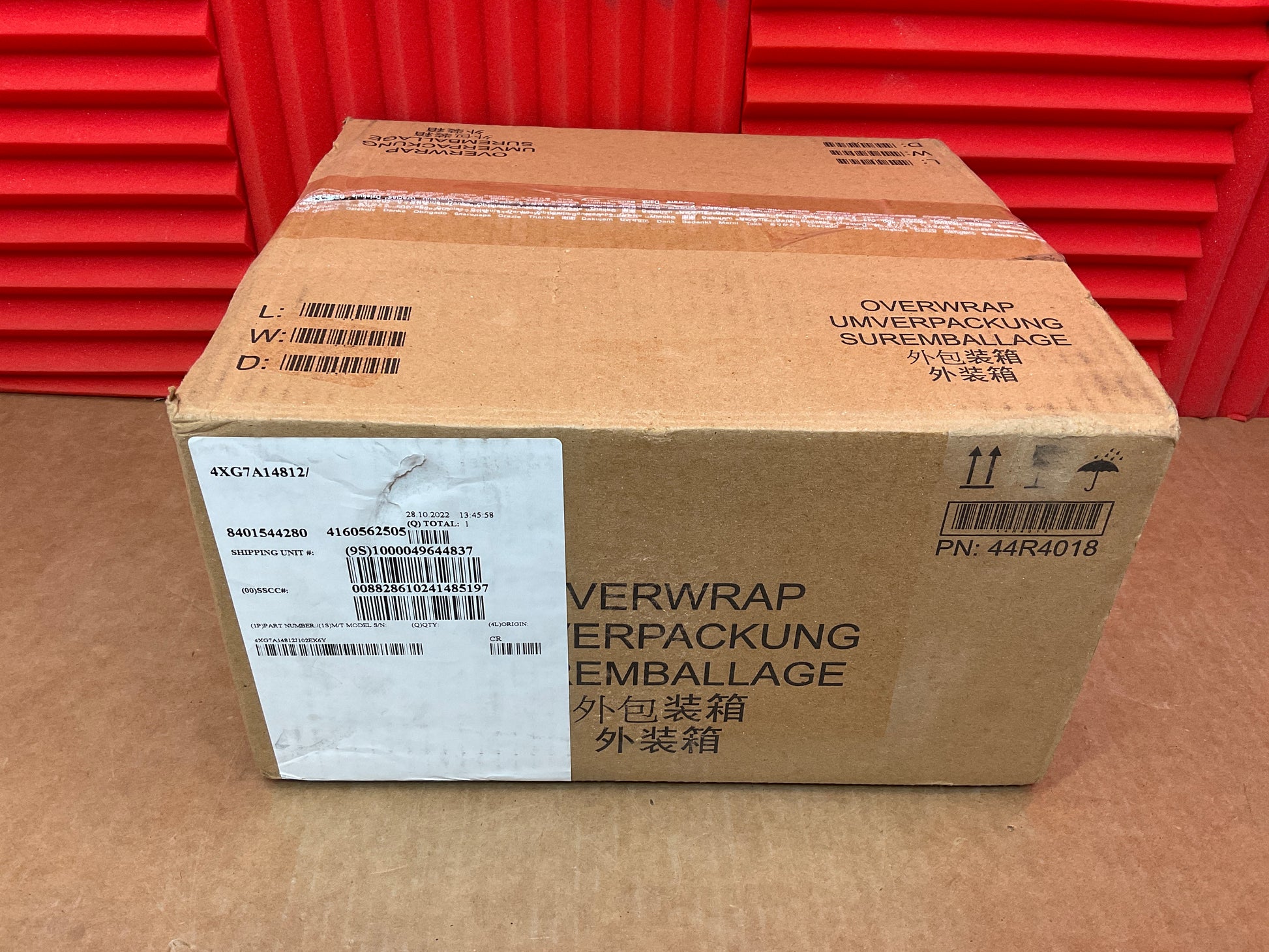Lenovo-Intel-Xeon-Silver-4208-2100Mhz--11MB-Cache--Octa-Core-Processor--ThinkSystem-ST550-