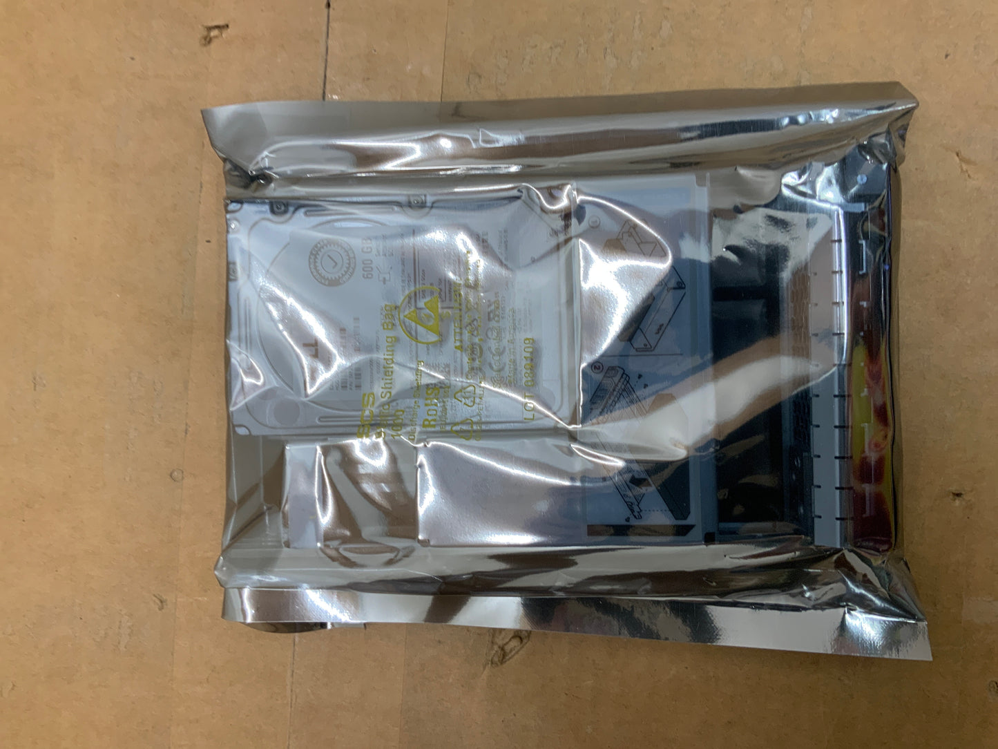 Dell-600GB-SAS3-10000-rpm-Hard-Drive--LFF-Hot-Swap-