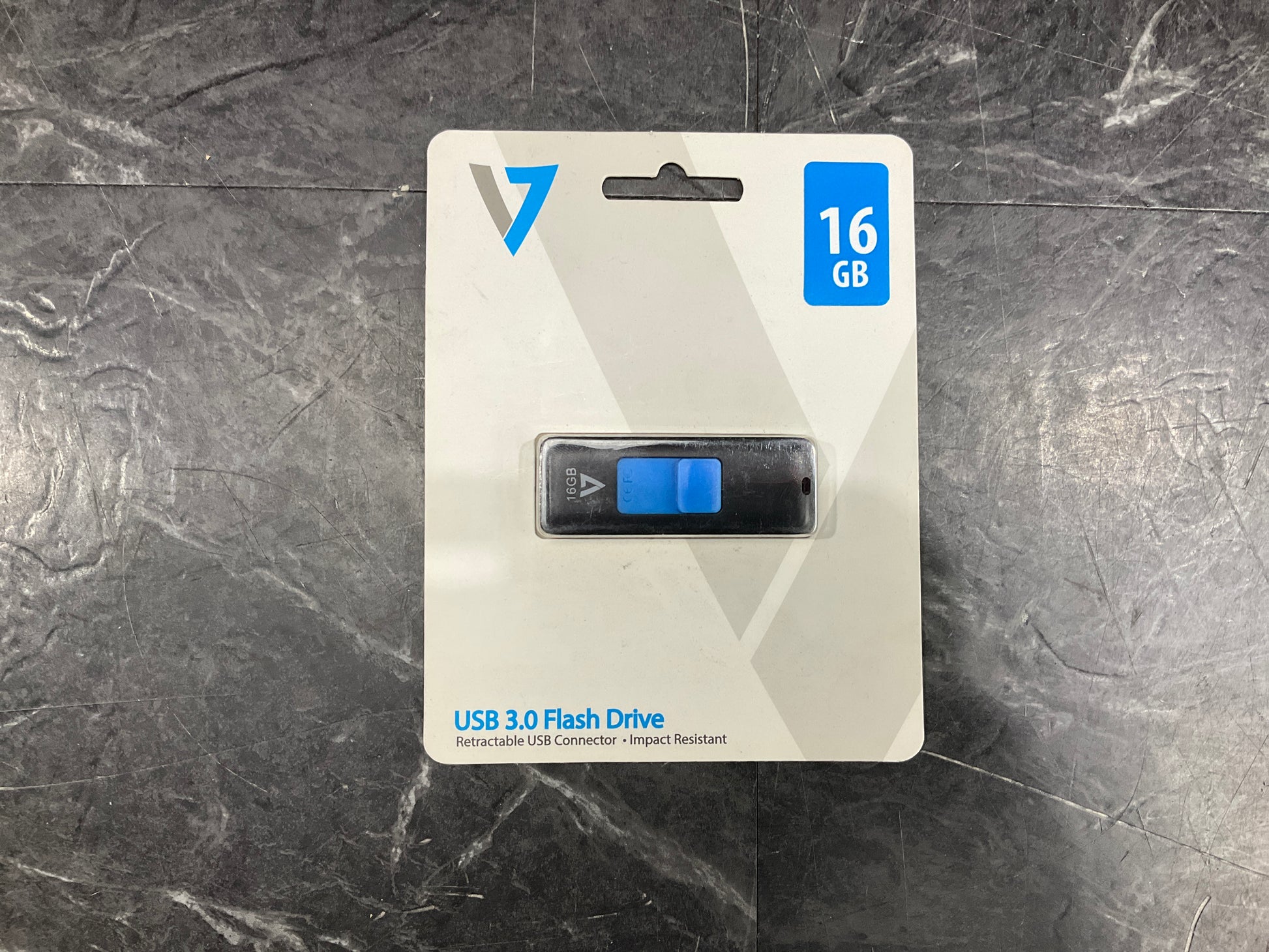 V7-16GB-USB3-Flash-Drive--black-