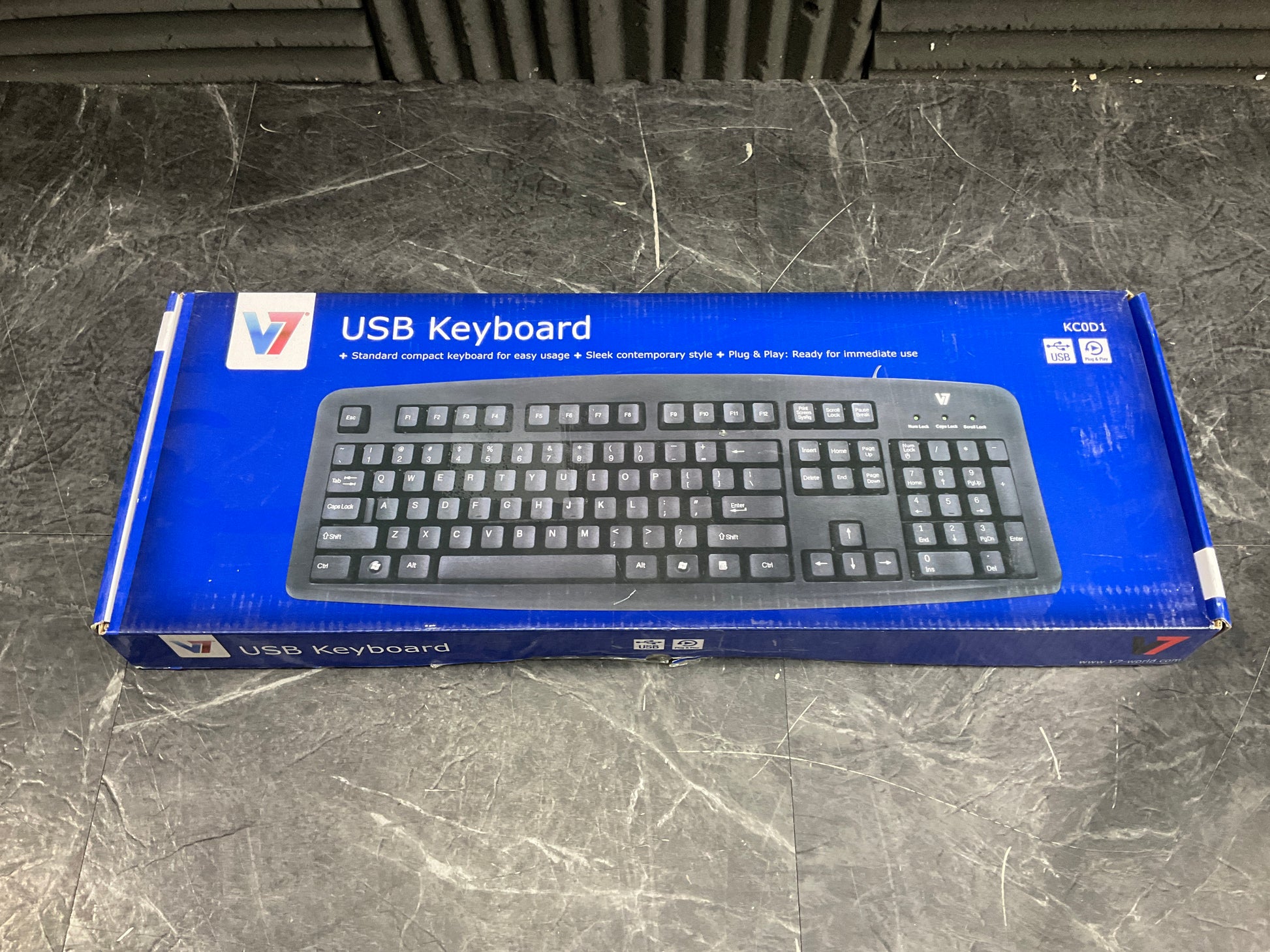 V7-USB-Keyboard