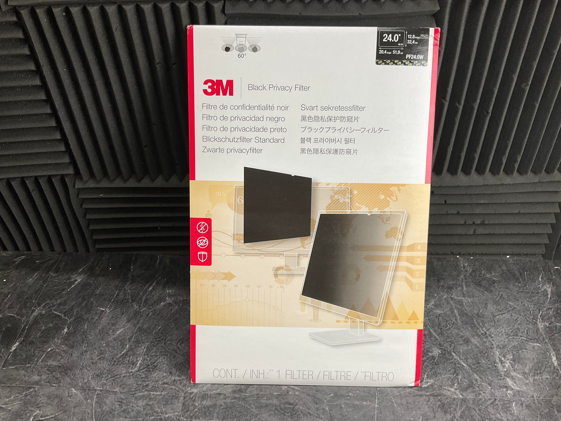 3M-Privacy-Filter--MacBook-Pro-2021--
