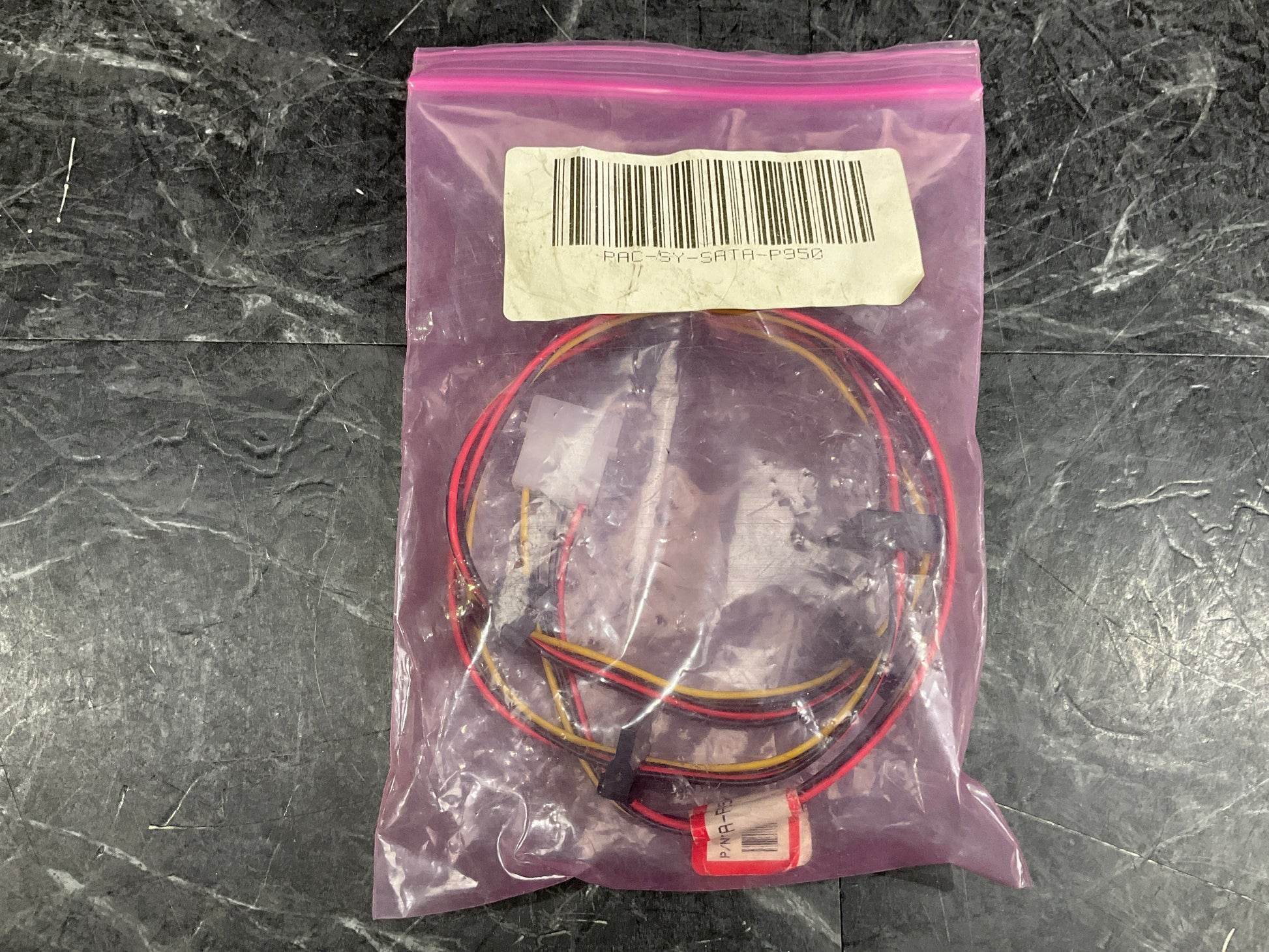 4-Pin-IDE-Molex-to-15-Pin-SATA-Power-Adapter