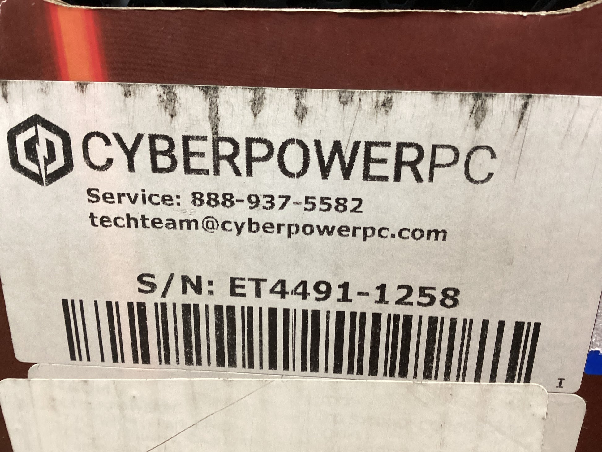 CyberPowerPC-Gamer-Supreme-i7-13700KF-16GB-2TB-RTX4060Ti-8GB--W11H