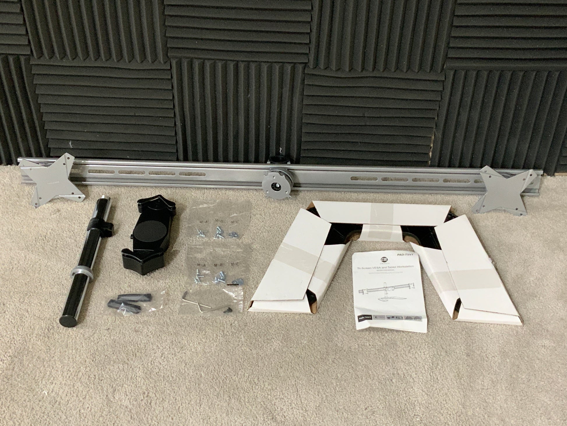CTA-Digital-Tri-Screen-VESA-Workstation