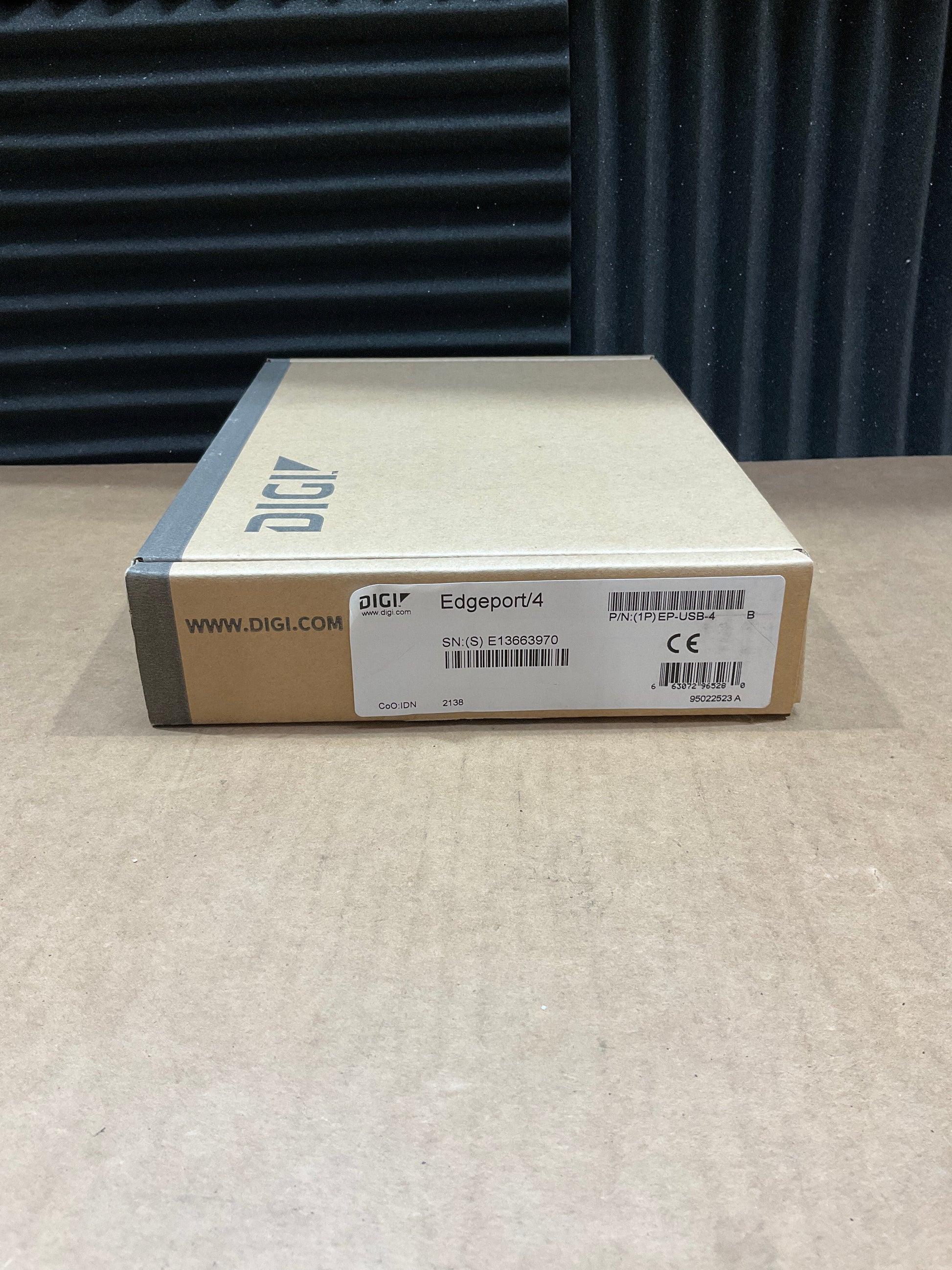 Digi-International-EdgePort-4-4-port-USB-Serial-Adapter