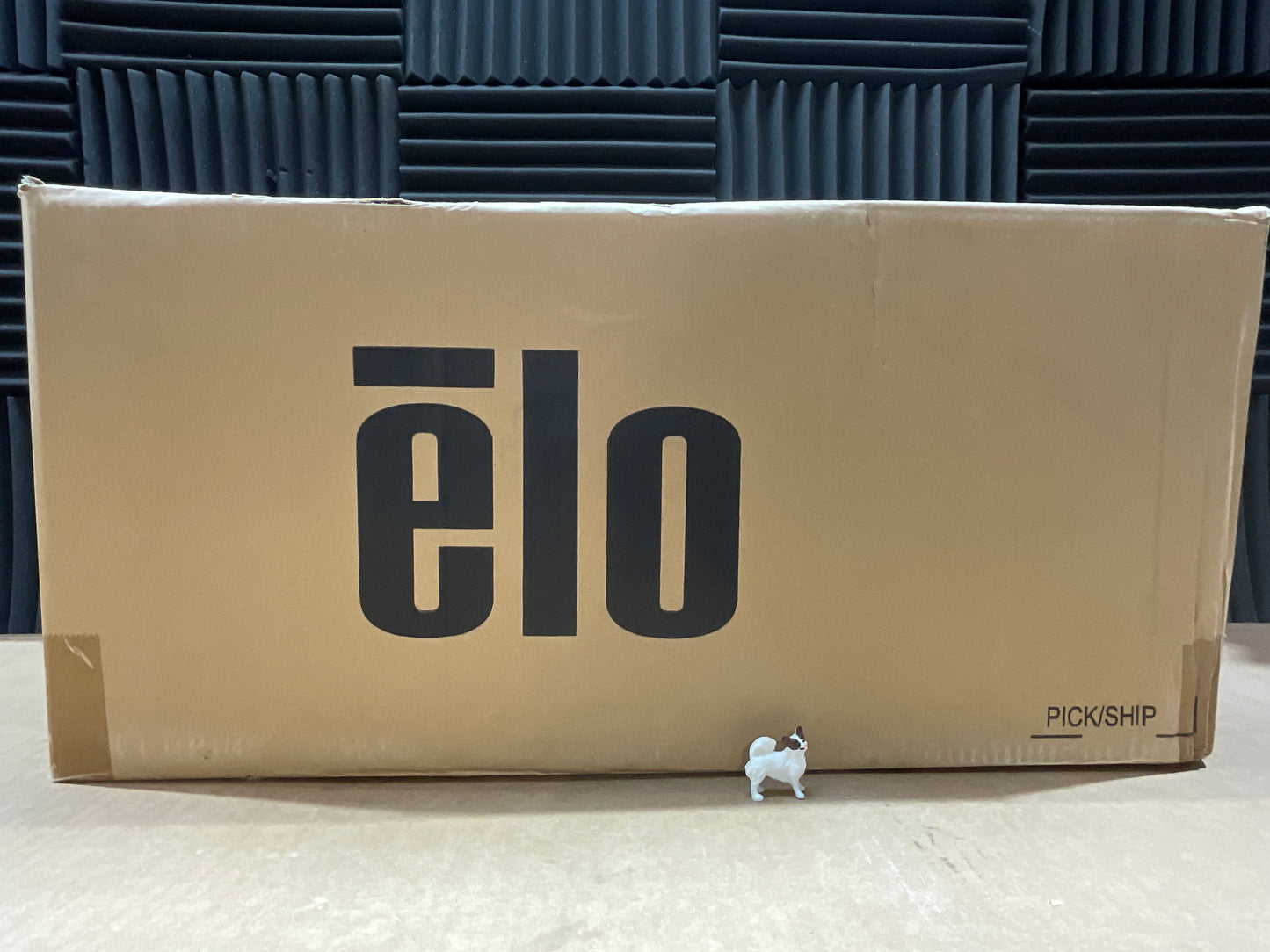 Elo-Wallaby-Self-Service-Countertop-Stand