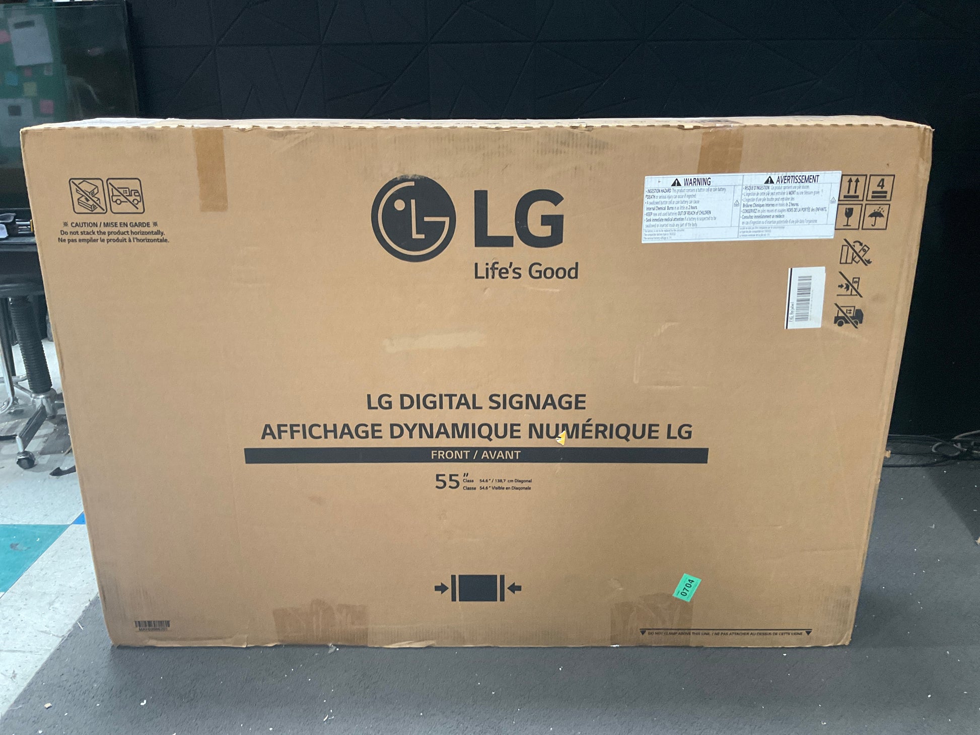 LG-55--Commercial-Signage-Display--1080p-