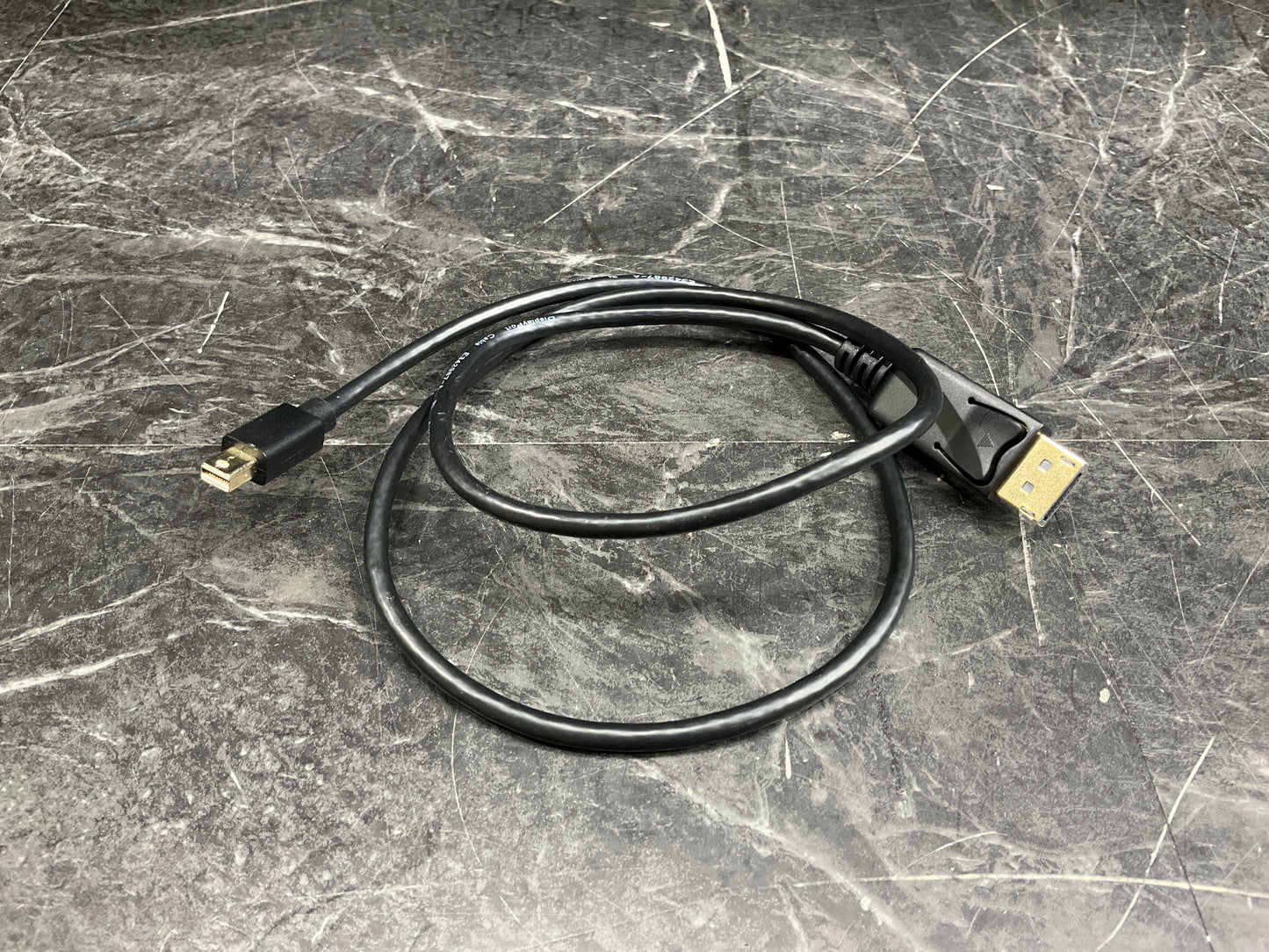Monoprice-Mini-DisplayPort-1-2-to-DisplayPort-1-2-Cable--3-FT-