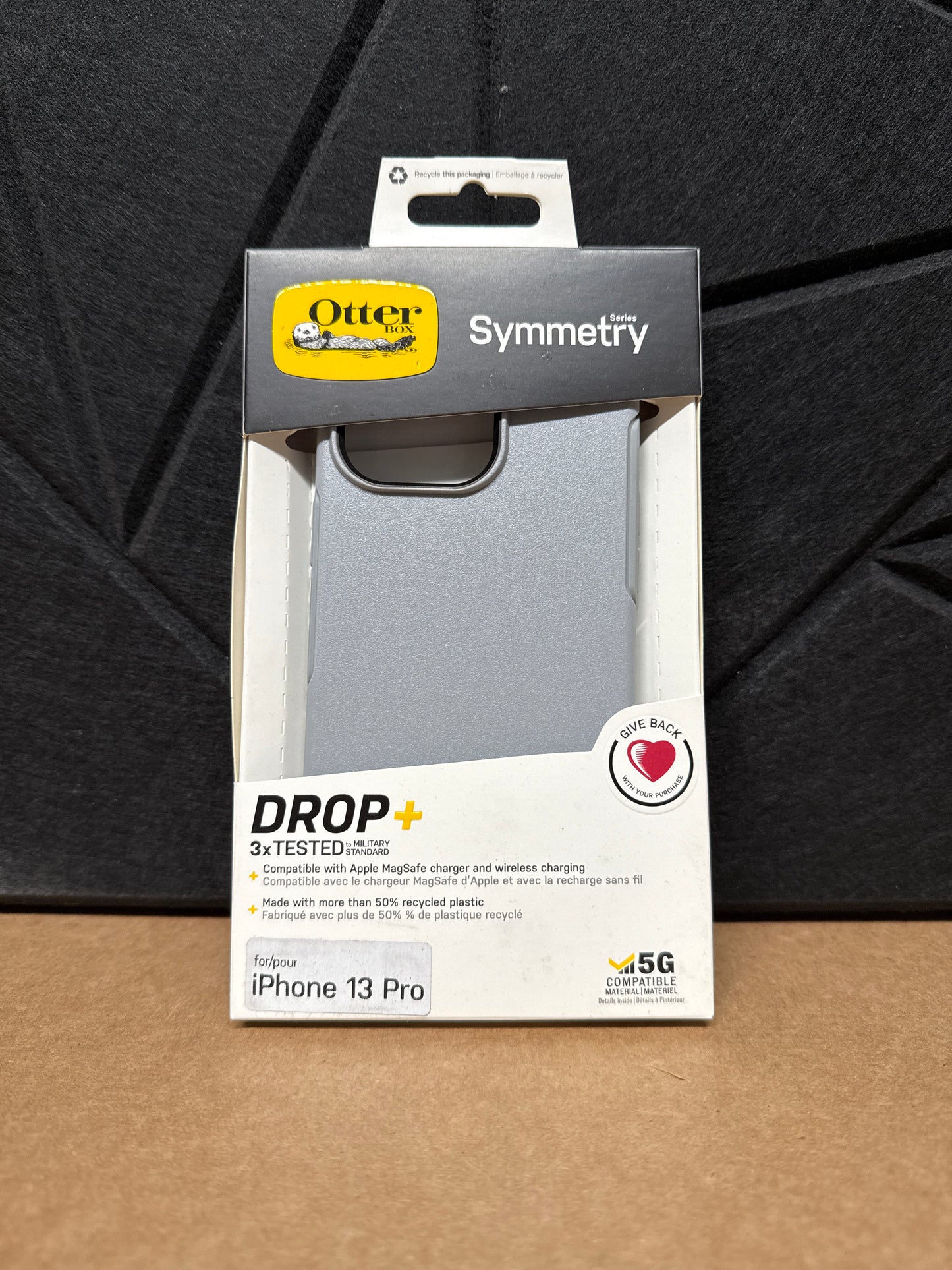 Otterbox-Symmetry-Series-Protective-Case--Apple-iPhone-13-Pro---resillience-gray-