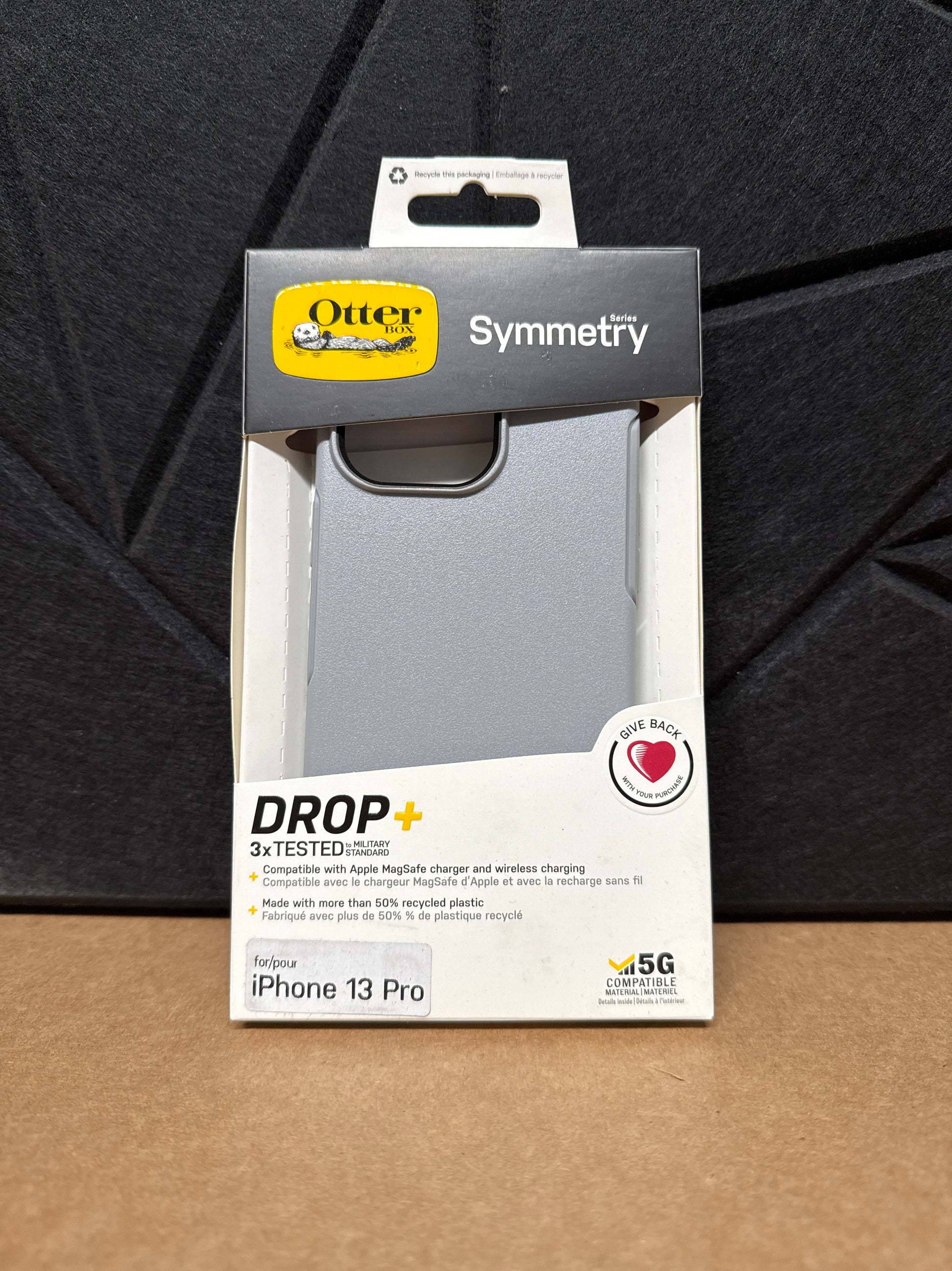 Otterbox-Symmetry-Series-Protective-Case--Apple-iPhone-13-Pro---resillience-gray-