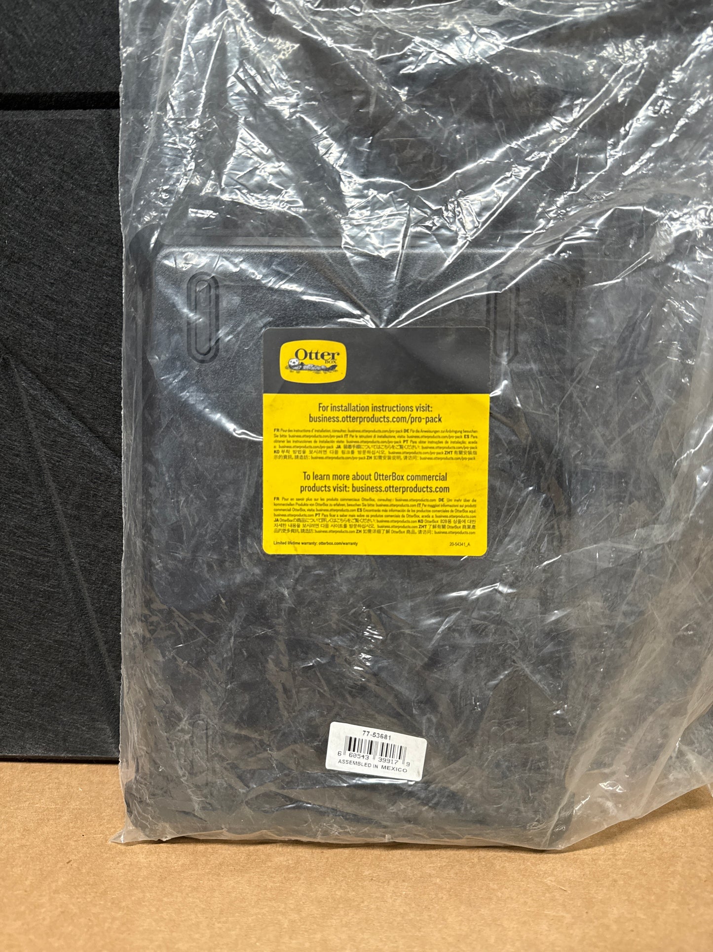 Otterbox-Defender-Pro-Series-Protective-Case--Apple-iPad-9-7-5th-6th-Gen---black-