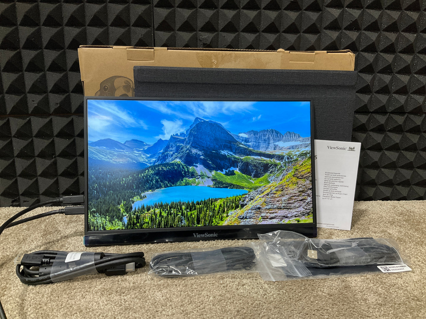 Viewsonic-15-6--USB-C-LCD-Portable-Monitor--1080p-