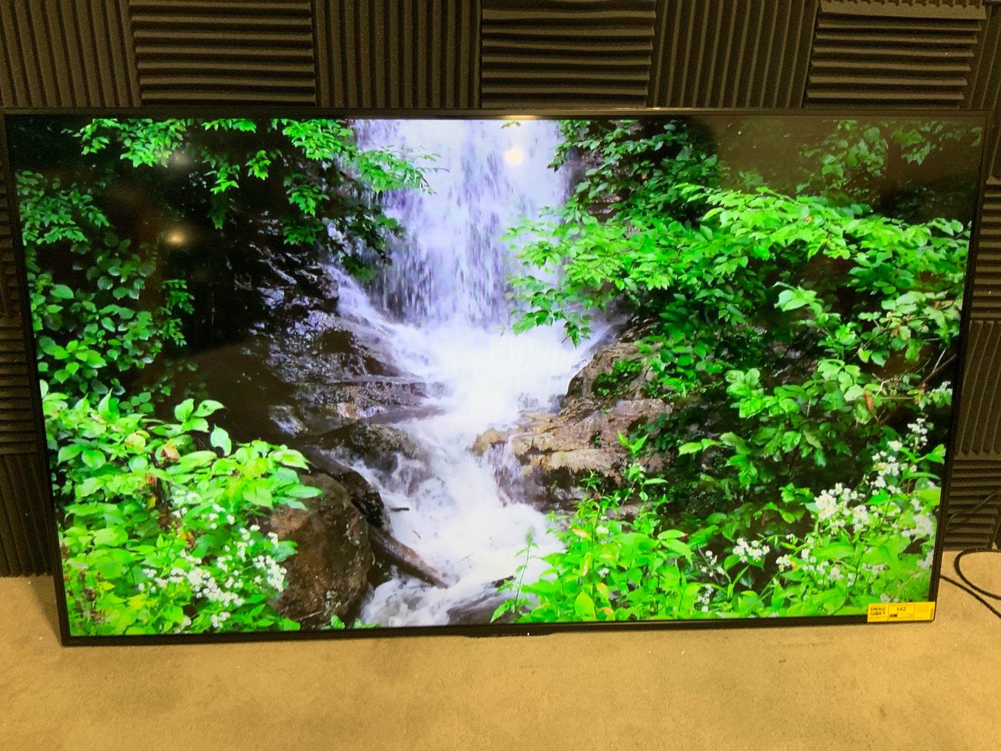 Sharp-PN-LE801-80--LED-LCD-Display