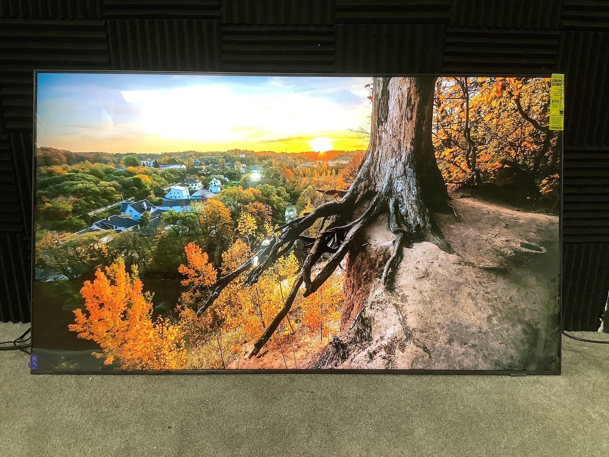 Samsung-Q60A-65--QLED-Smart-TV--4K-