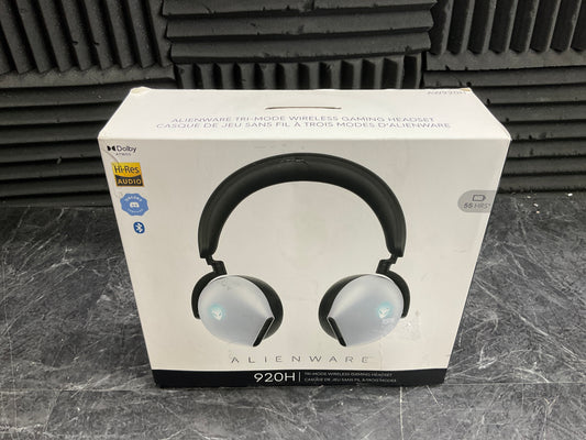 Dell-Alienware-TriMode-Wireless-Headphones