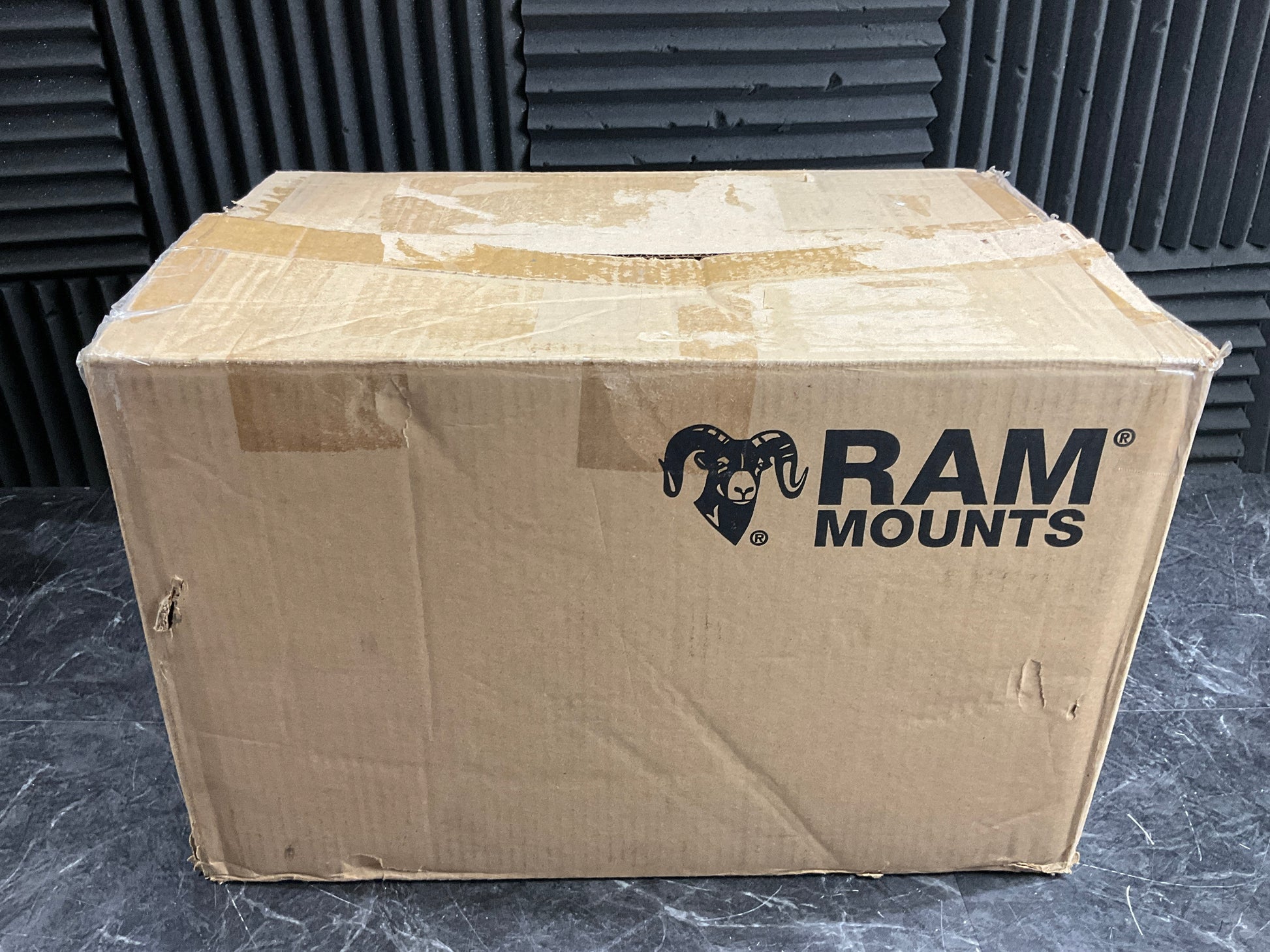 Ram-Mounts-Universal-Drill-Down-Vehicle-Laptop-Mount
