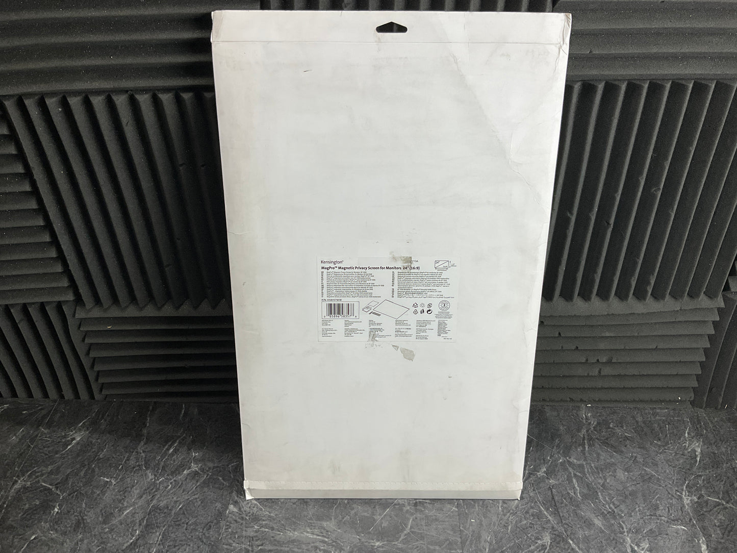 Kensington-MagPro-Magnetic-Privacy-Screen--24--16-9-