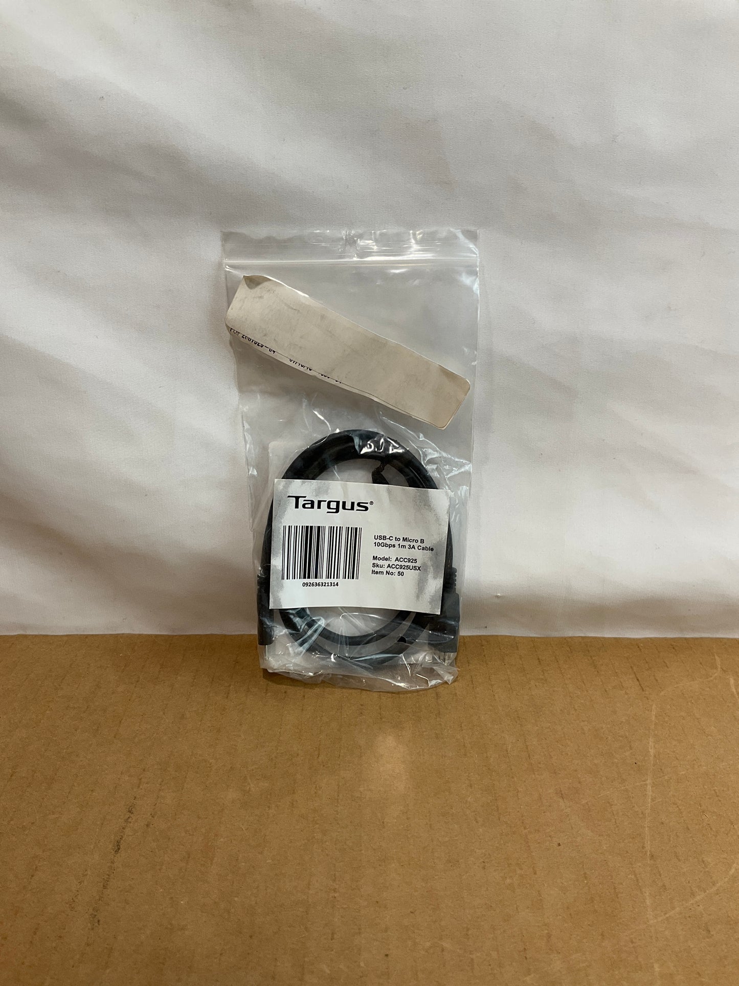 Targus-USB-C-to-MicroUSB-B-Cable--1-meter-