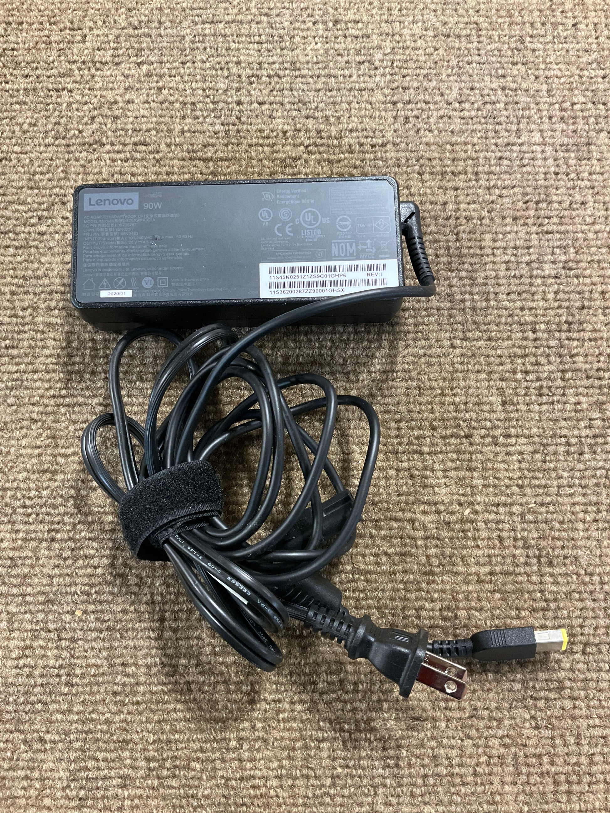 Lenovo-ThinkPad-AC-Adapter--X1-