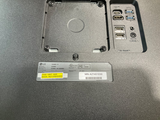 LG-32--Ergo-LED-LCD-Monitor--4K-