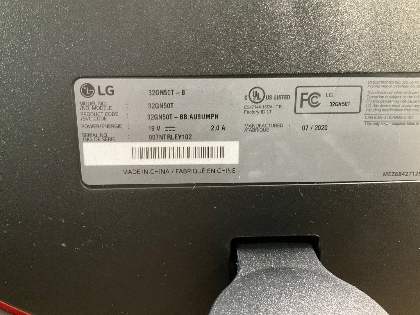 LG-32--LED-LCD-Display--QHD-