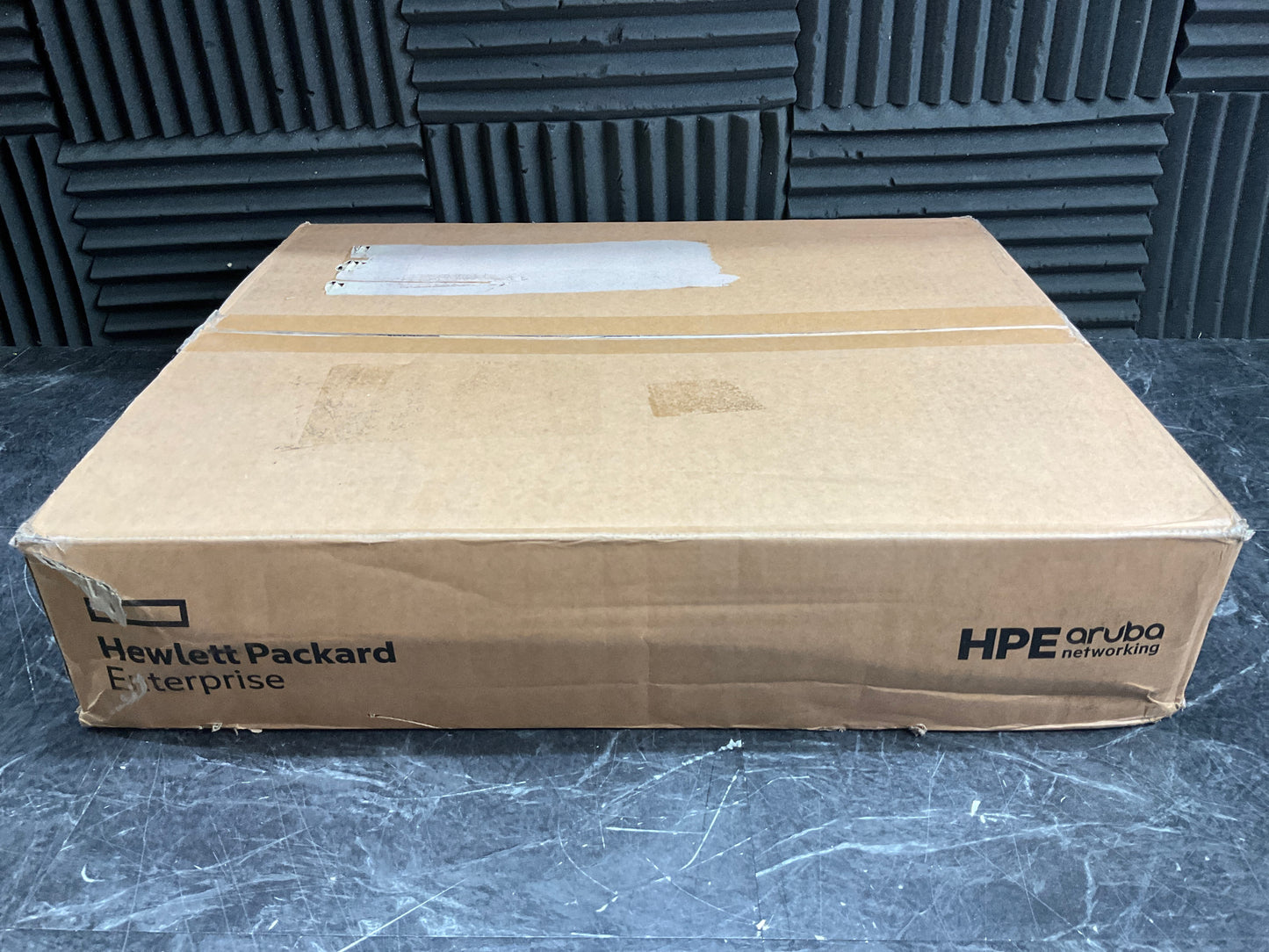 HPE-Aruba-CX-6100-48-port-Gigabit-PoE---4-port-10Gb-SFP-Switch