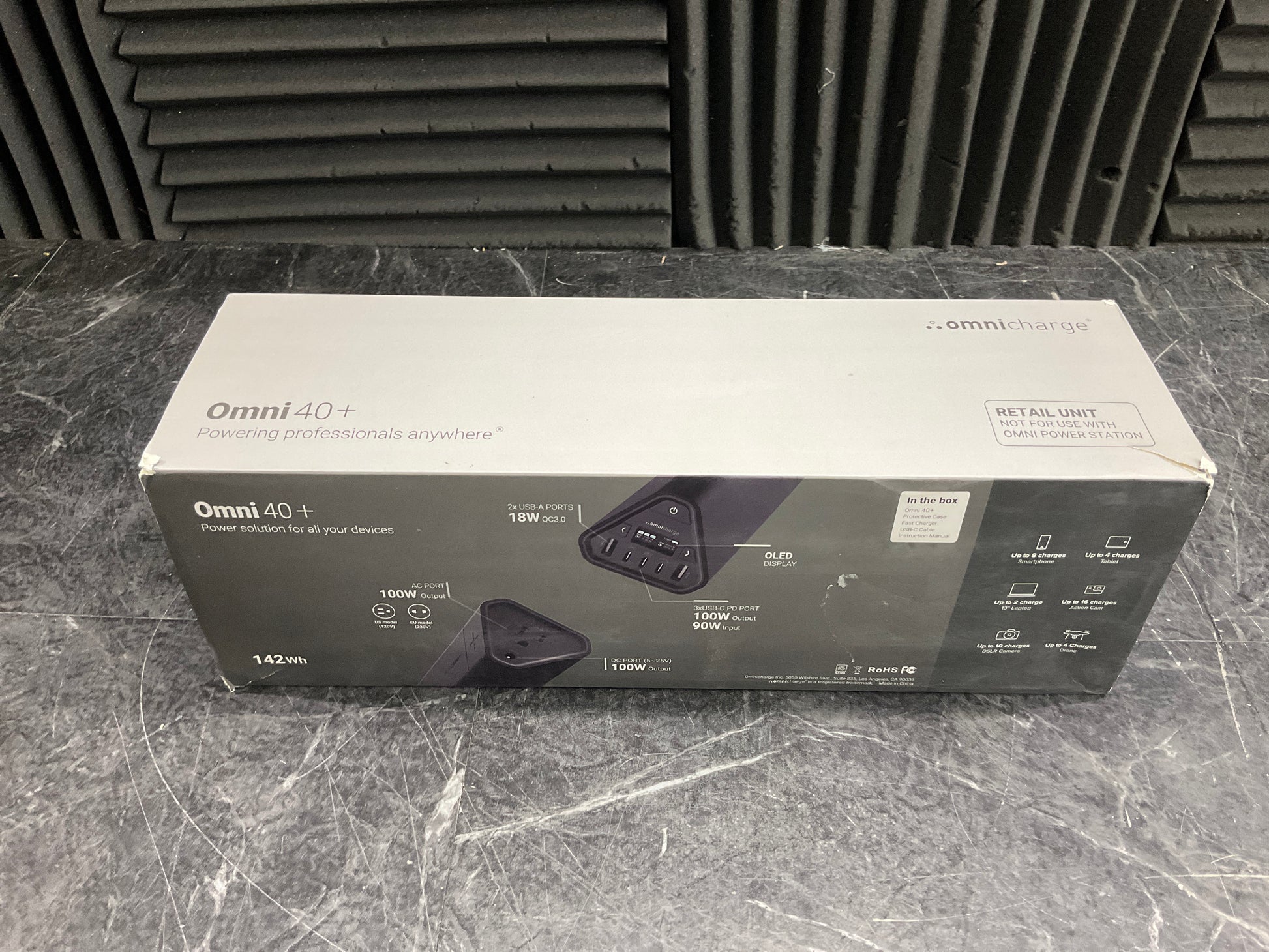 omnicharge-Omni-40--USB-C-Portable-Charger