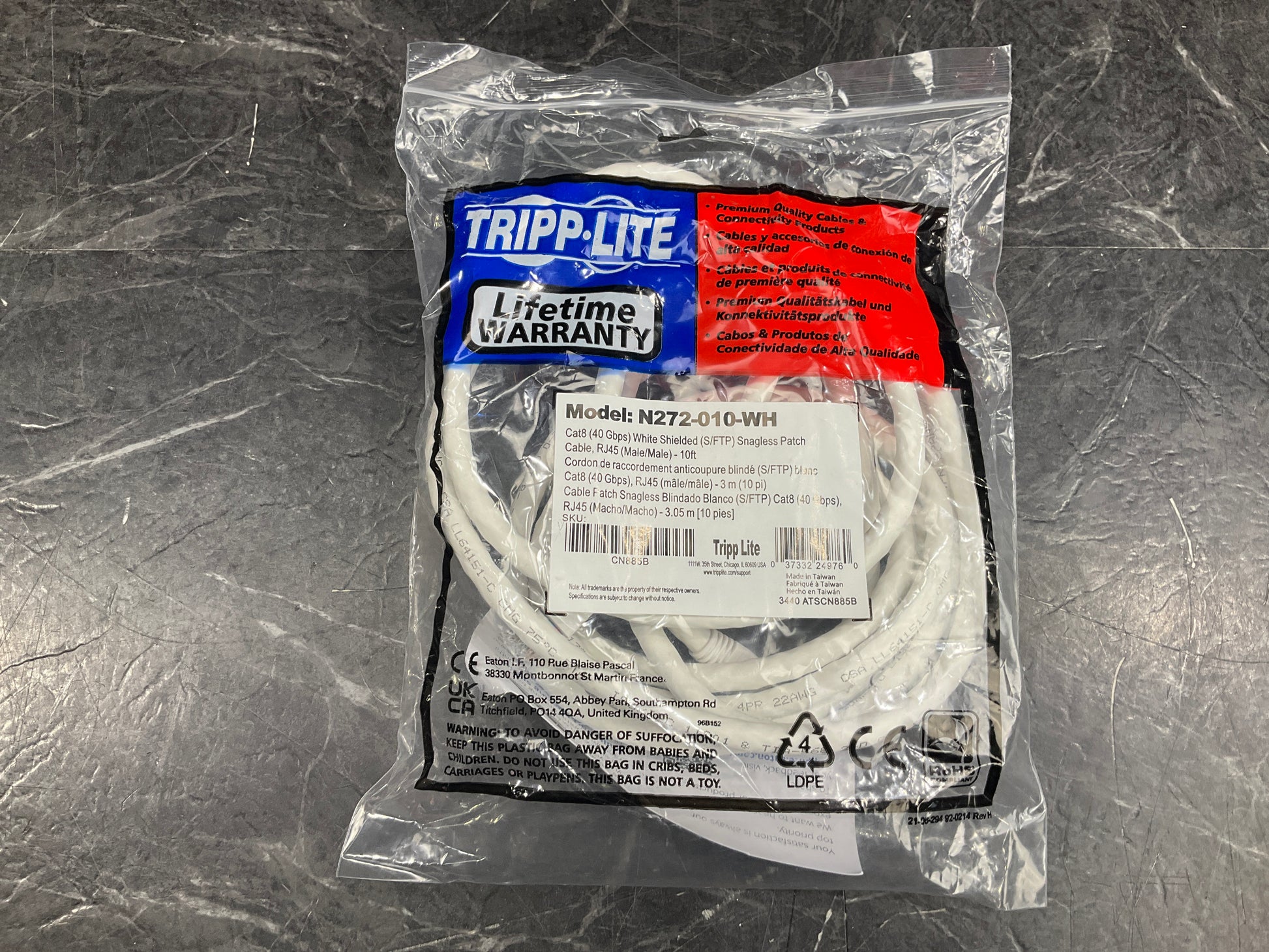 Tripp-Lite-RJ45-CAT-8-Patch-Cable,-Snagless---10-feet--white--