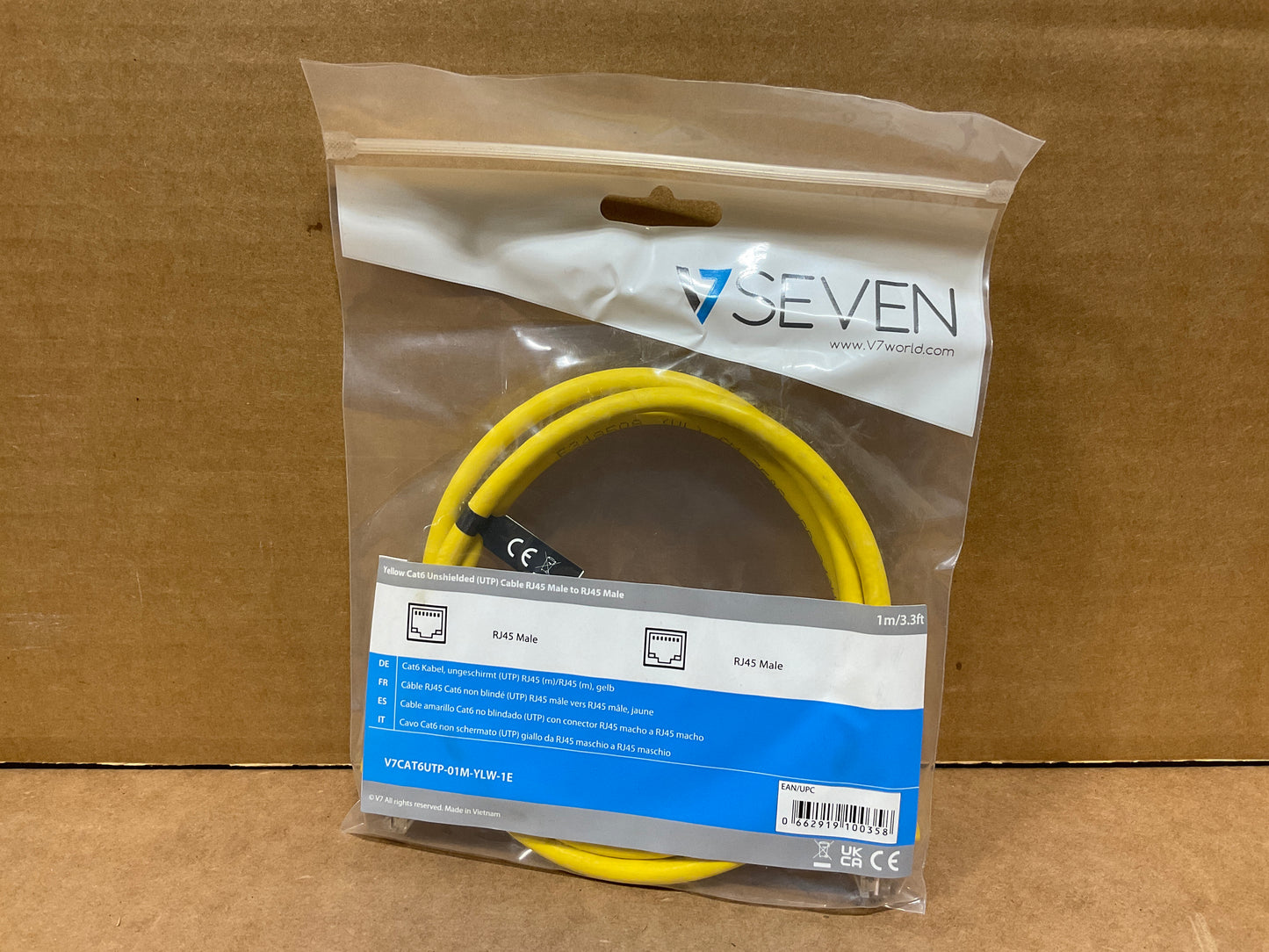 V7-RJ45-CAT-6-Patch-Cable,-Snagless-Molded---1-meter--yellow-