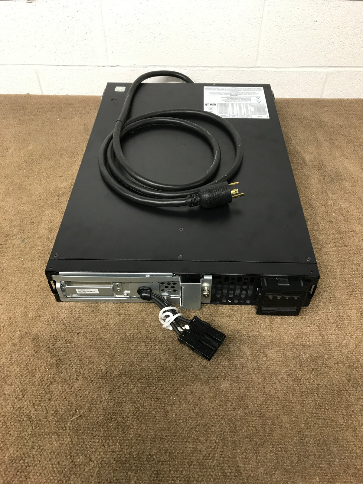 APC-Smart-UPS-X-3000VA-RM-LCD